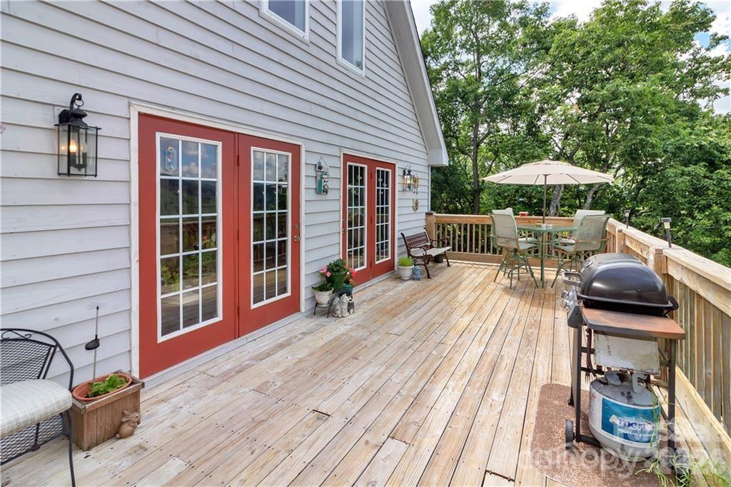 612 Old Home Place Road