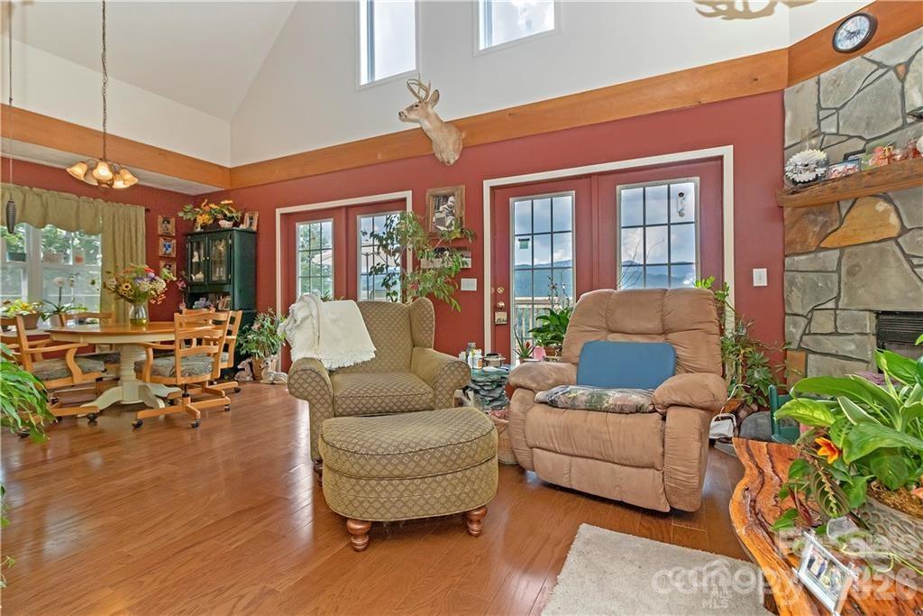 612 Old Home Place Road