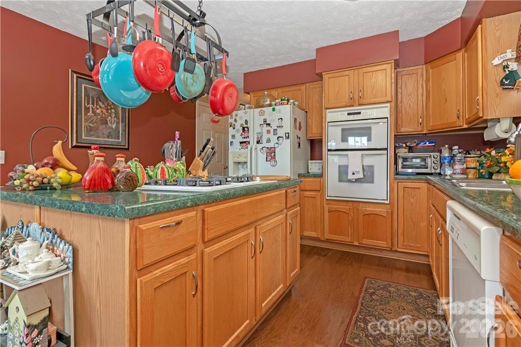 612 Old Home Place Road