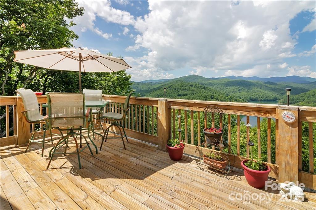 612 Old Home Place Road