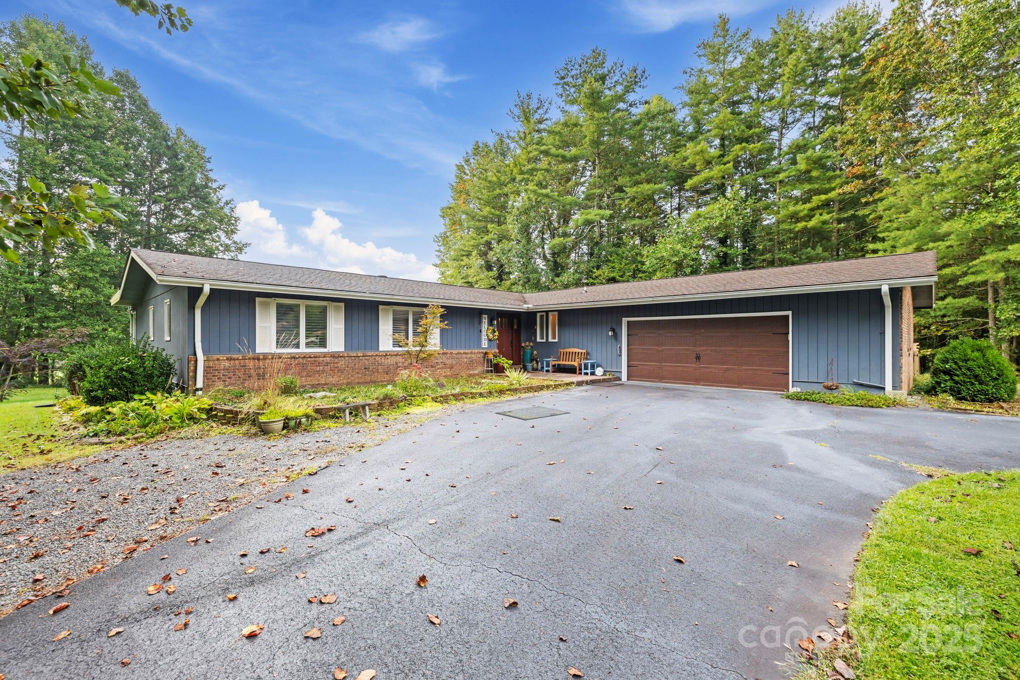 214 Vincent Place