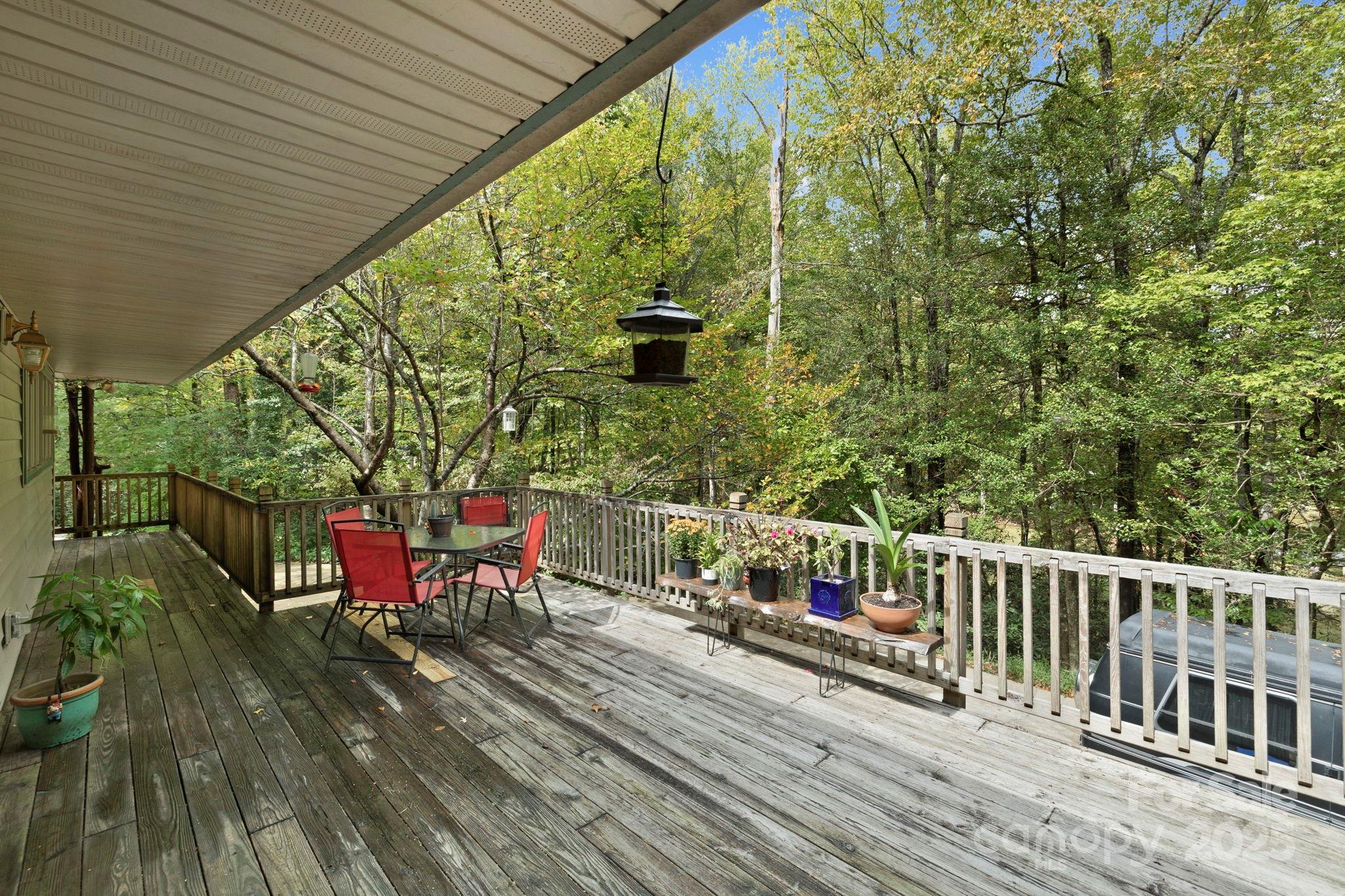 428 Lakeland Drive