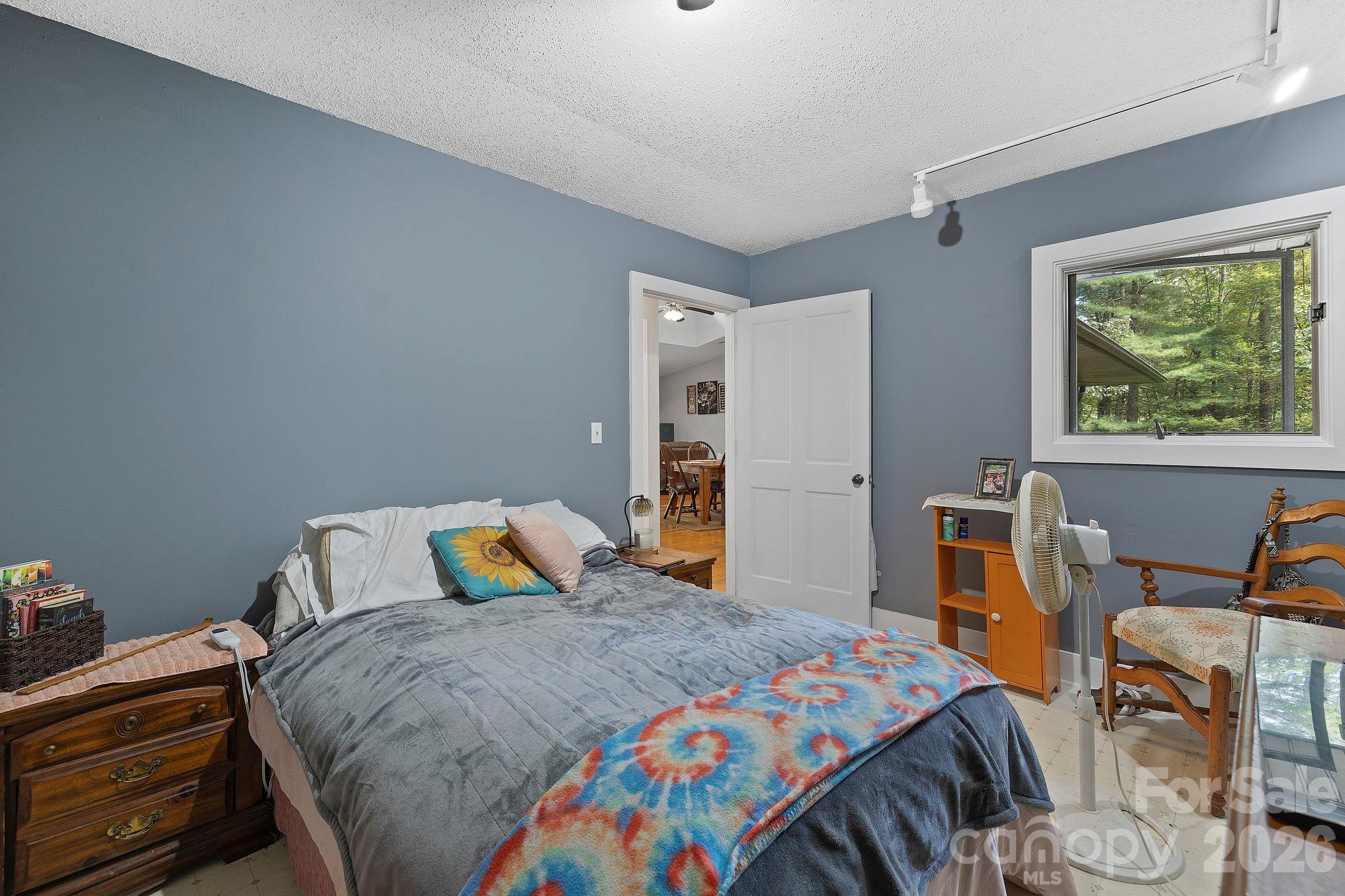 428 Lakeland Drive