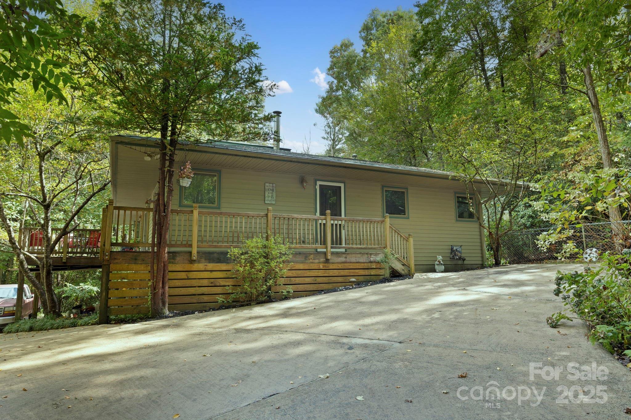 428 Lakeland Drive