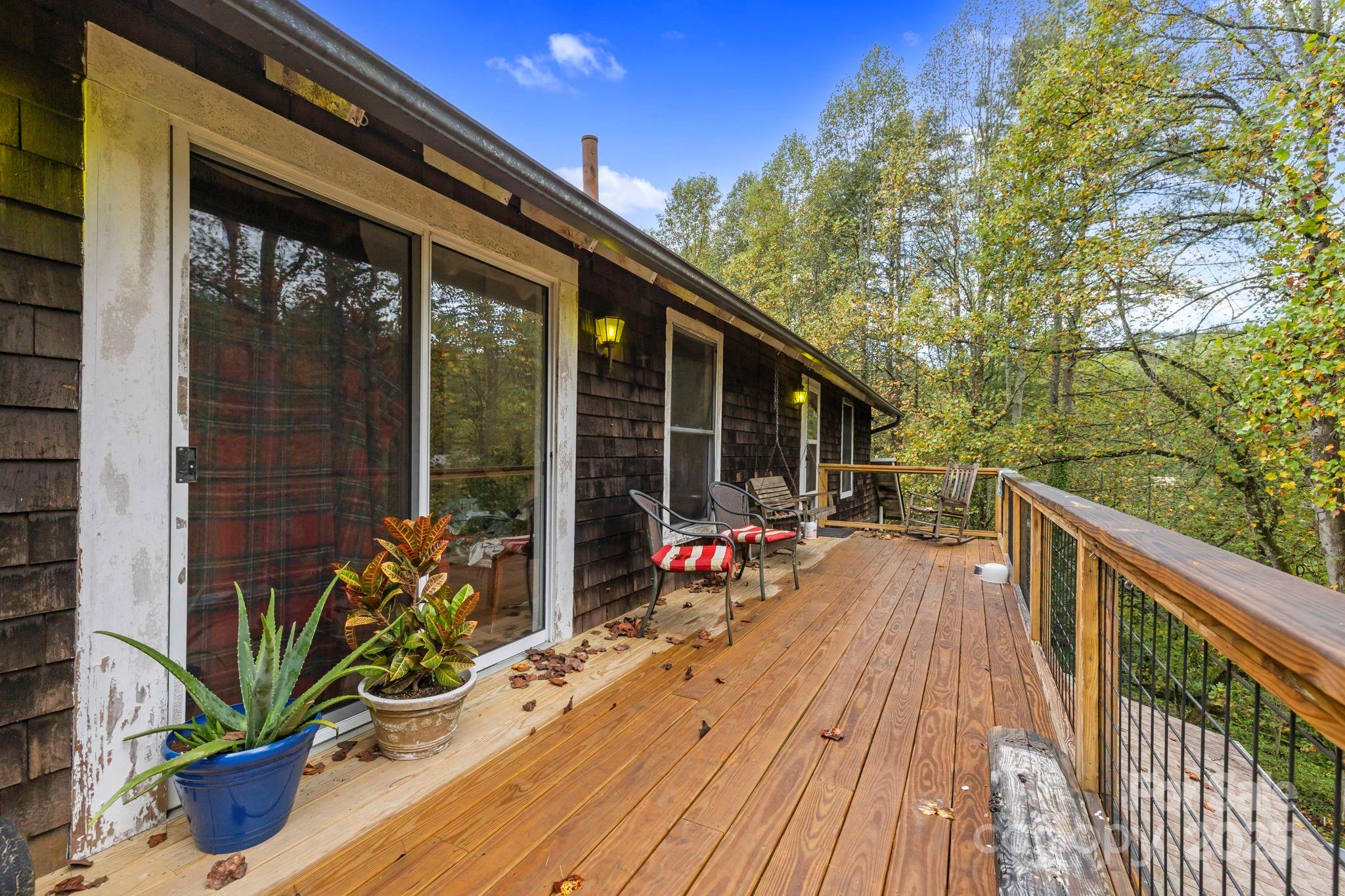 1196 N Country Club Road