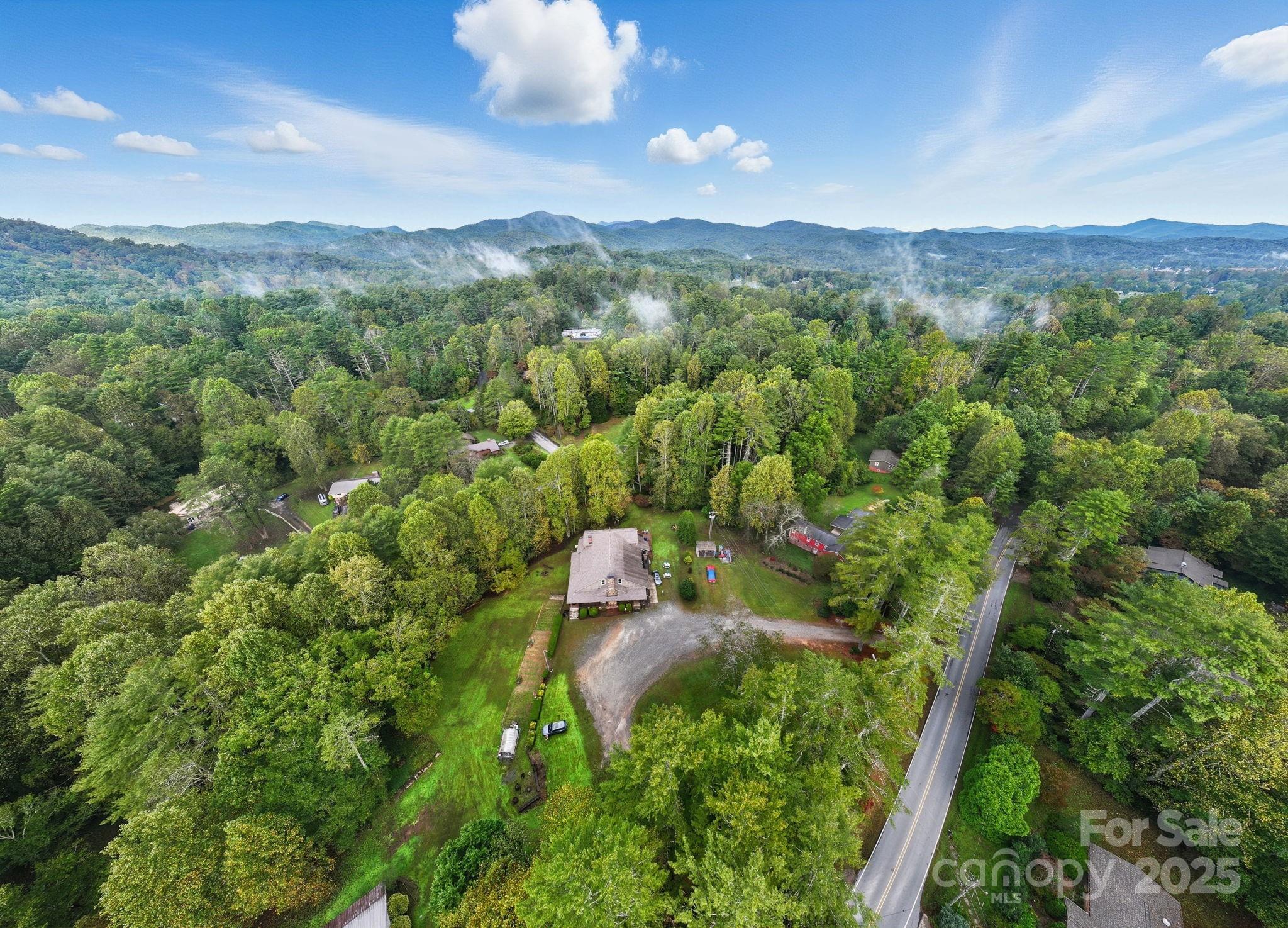 1196 N Country Club Road
