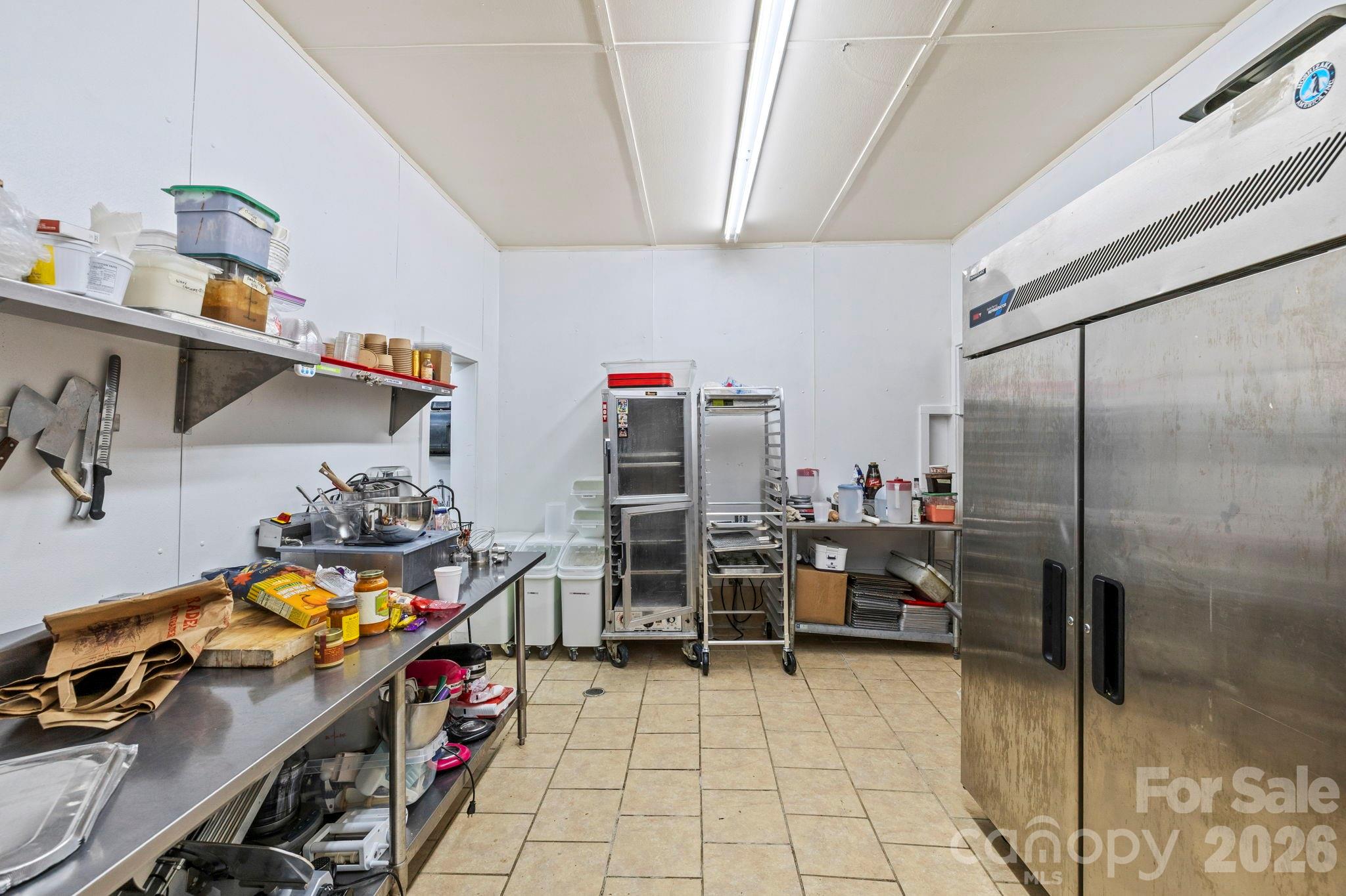 1196 N Country Club Road