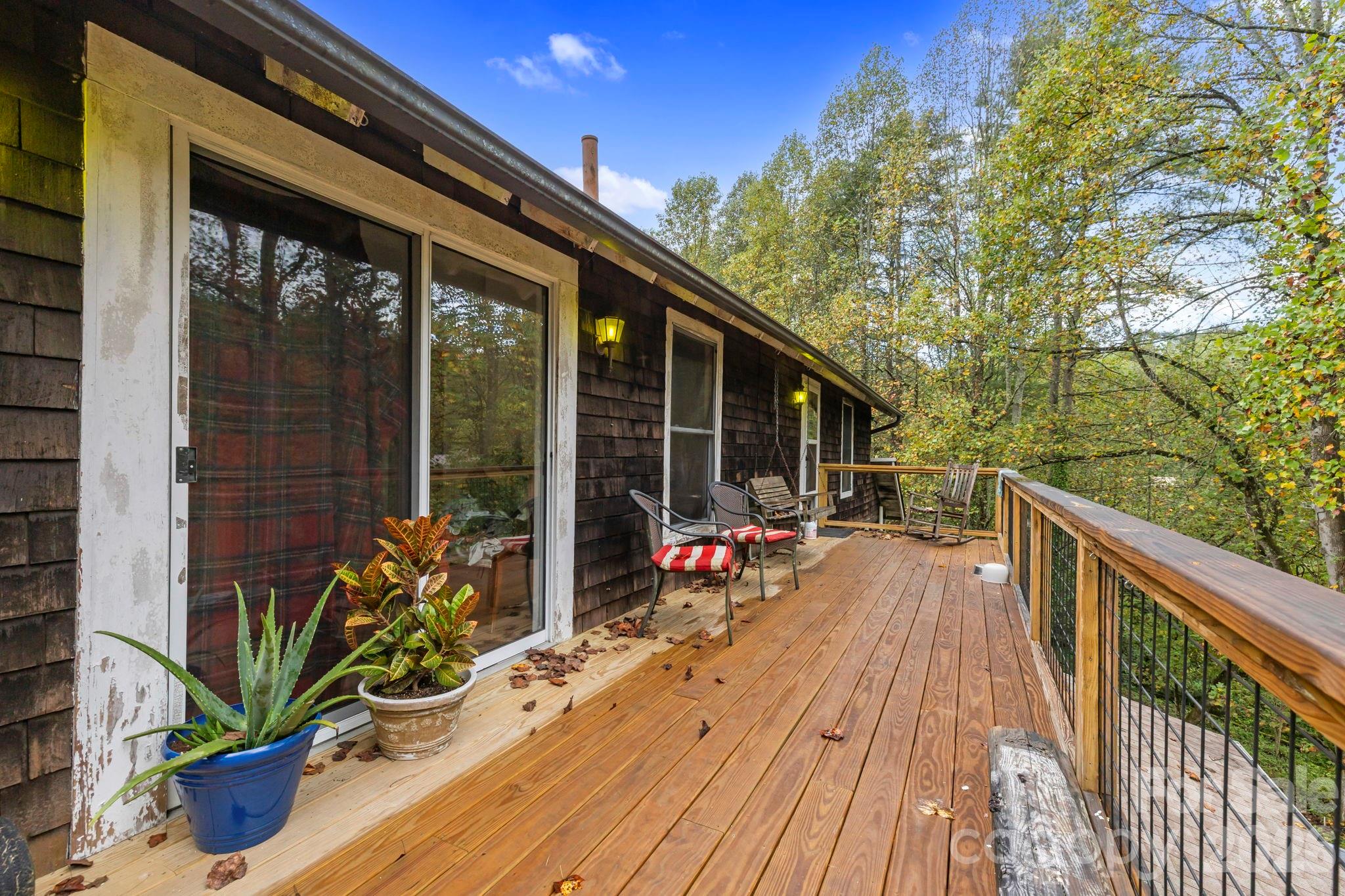 1196 N Country Club Road