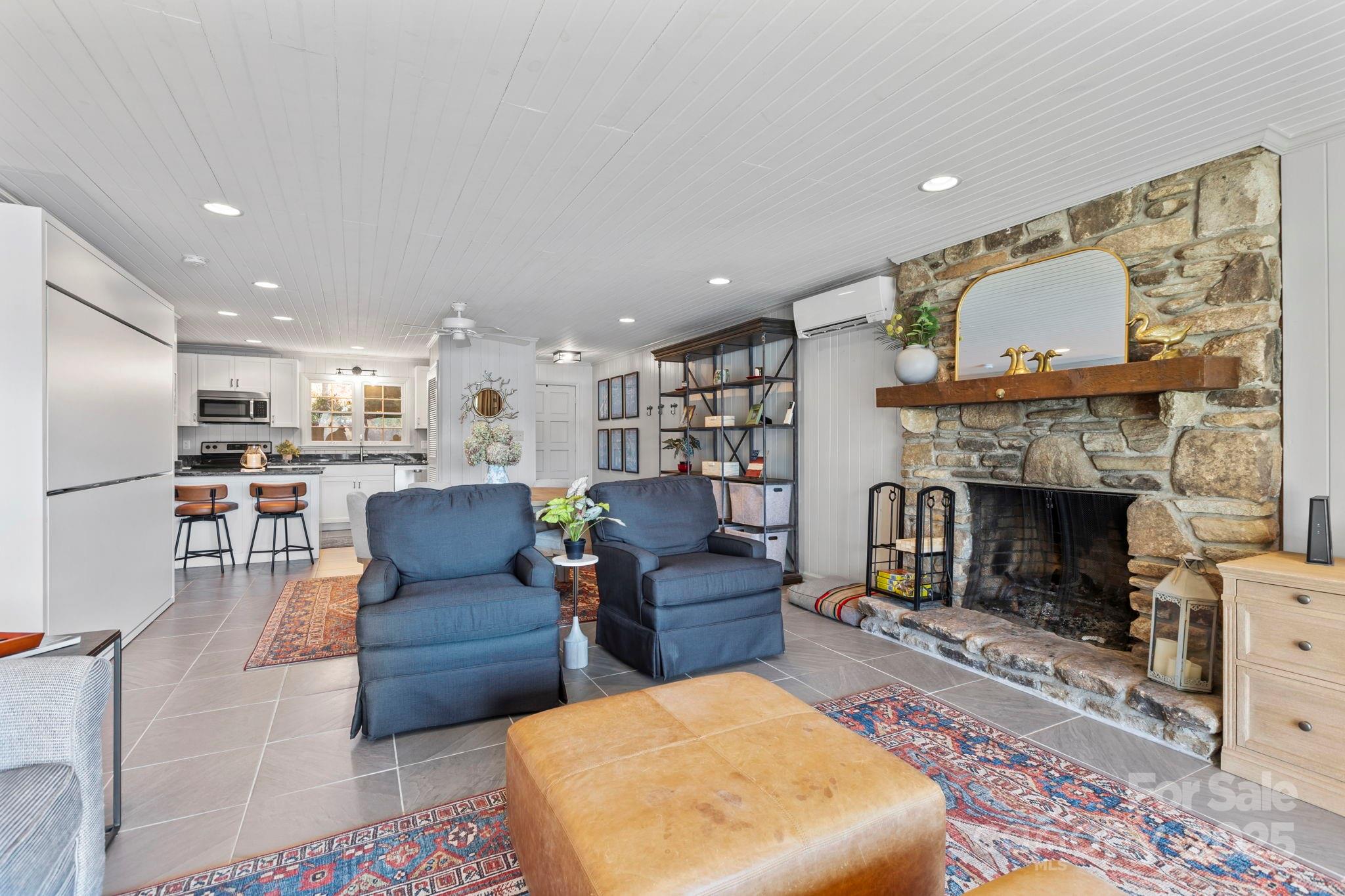 68 Toxaway Point Unit: C1