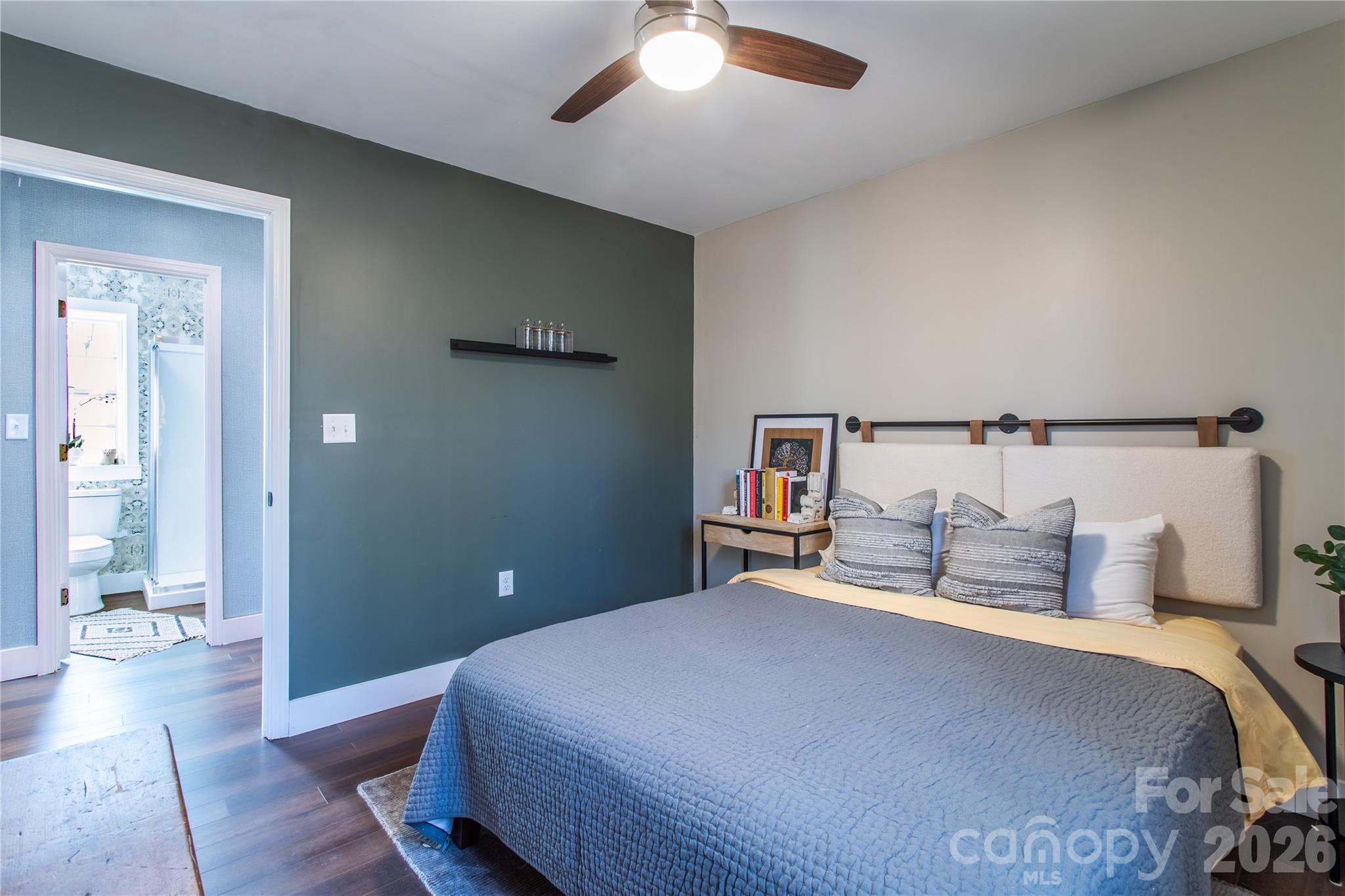 426, 428 Weaver Creek Road