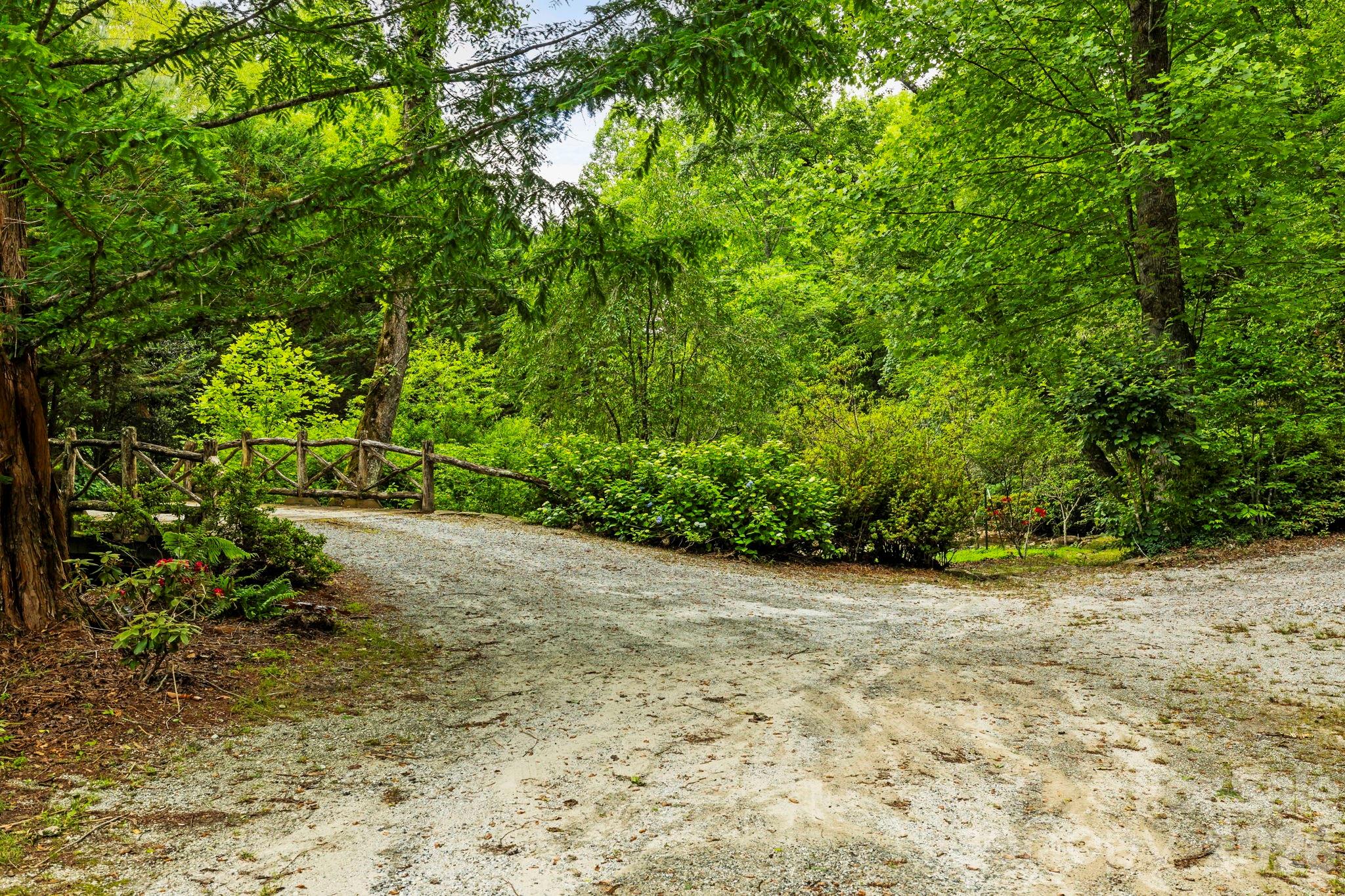 3739 Pickens Highway