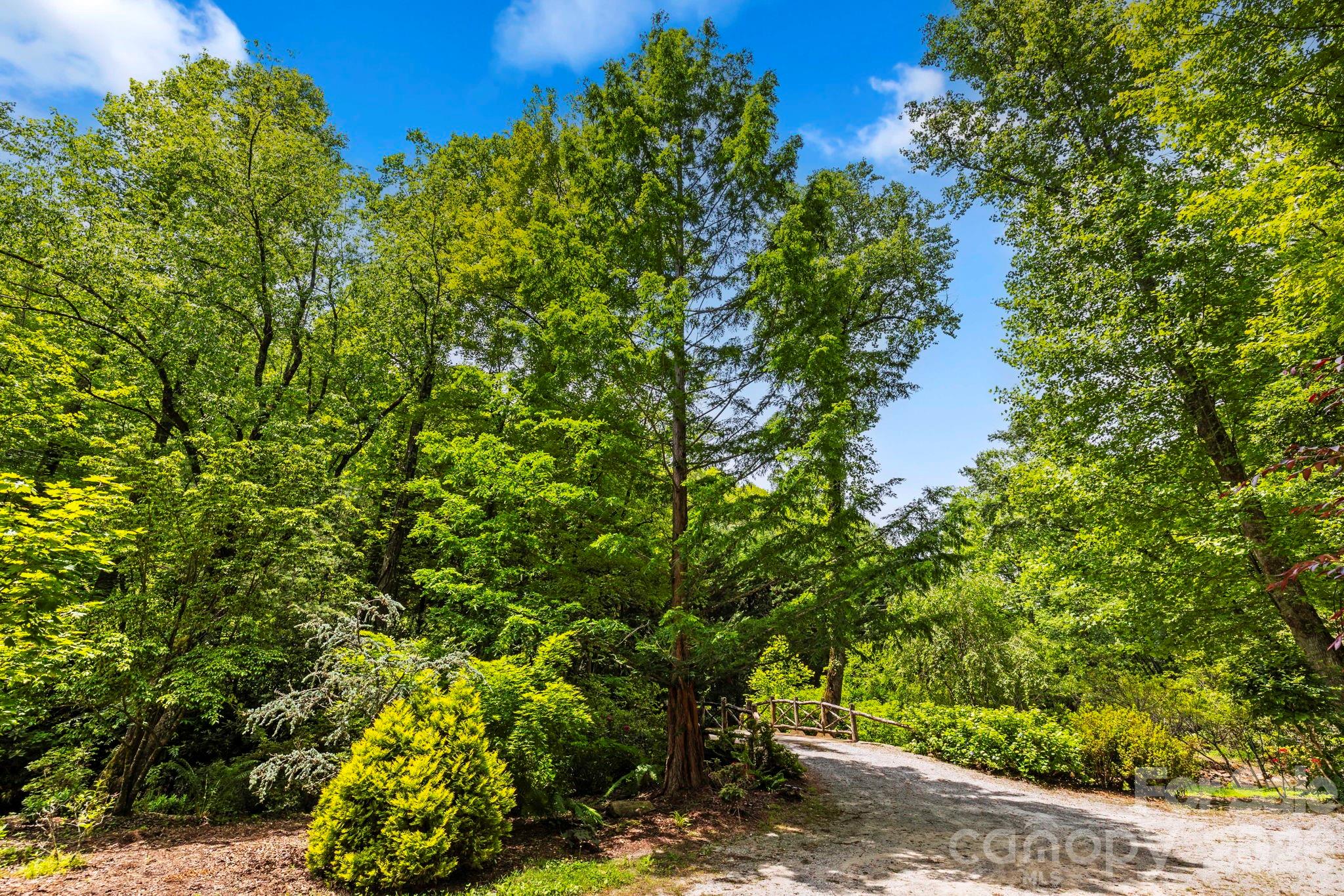 3739 Pickens Highway