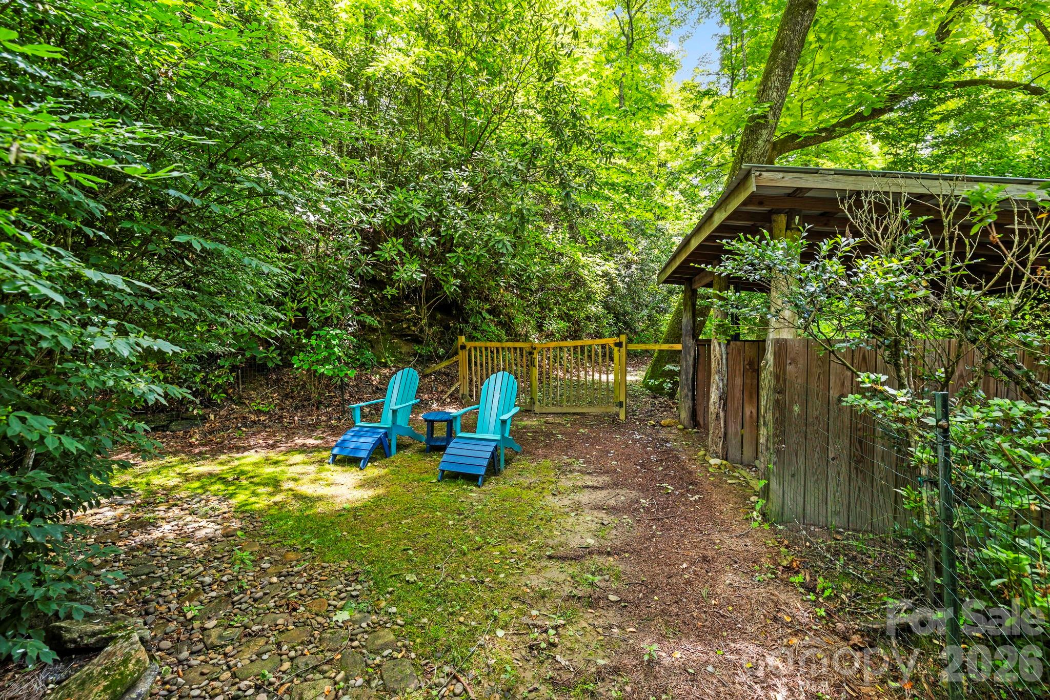 3739 Pickens Highway