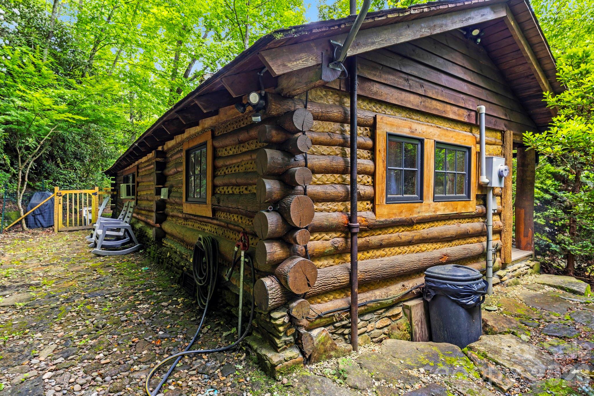 3739 Pickens Highway