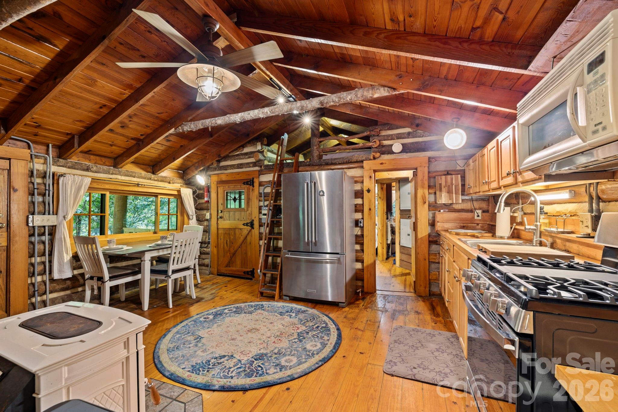 3739 Pickens Highway