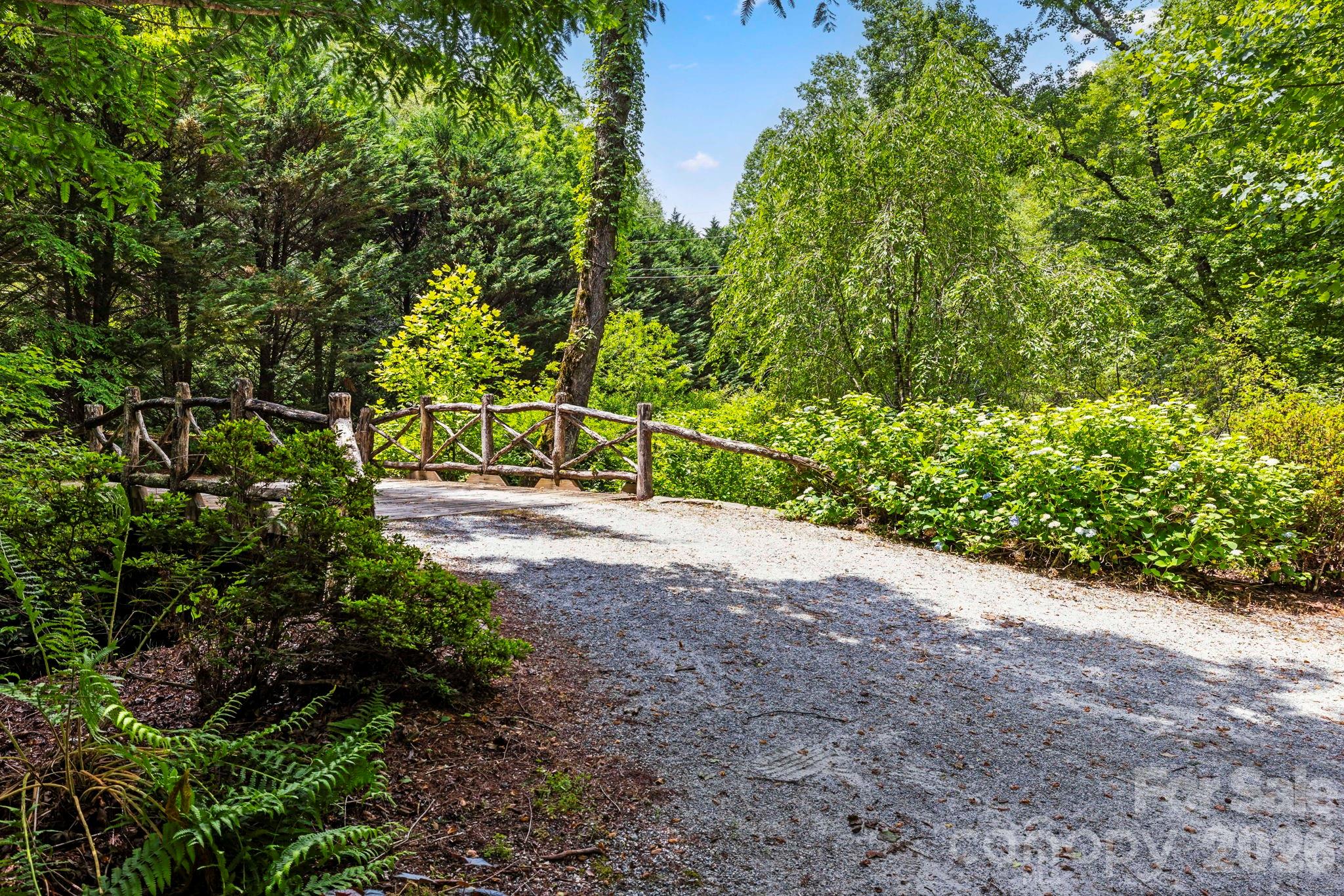 3739 Pickens Highway