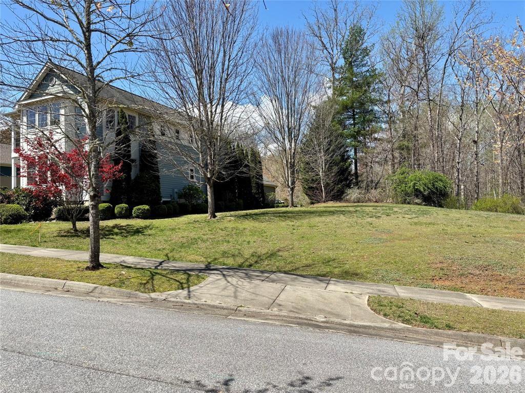 L 19 Cadence Circle Unit: 19