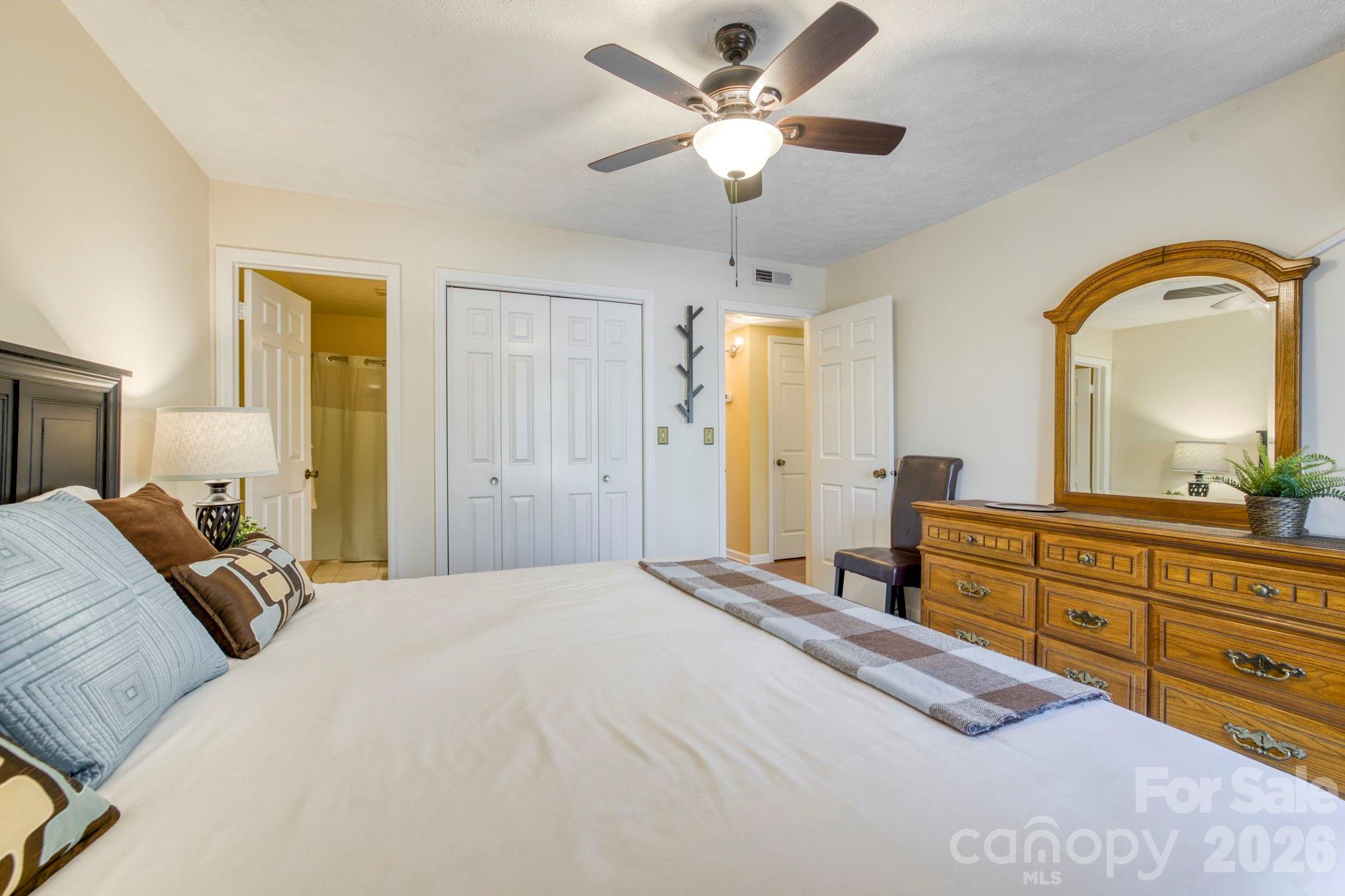 73 Toxaway Views Drive Unit: 306