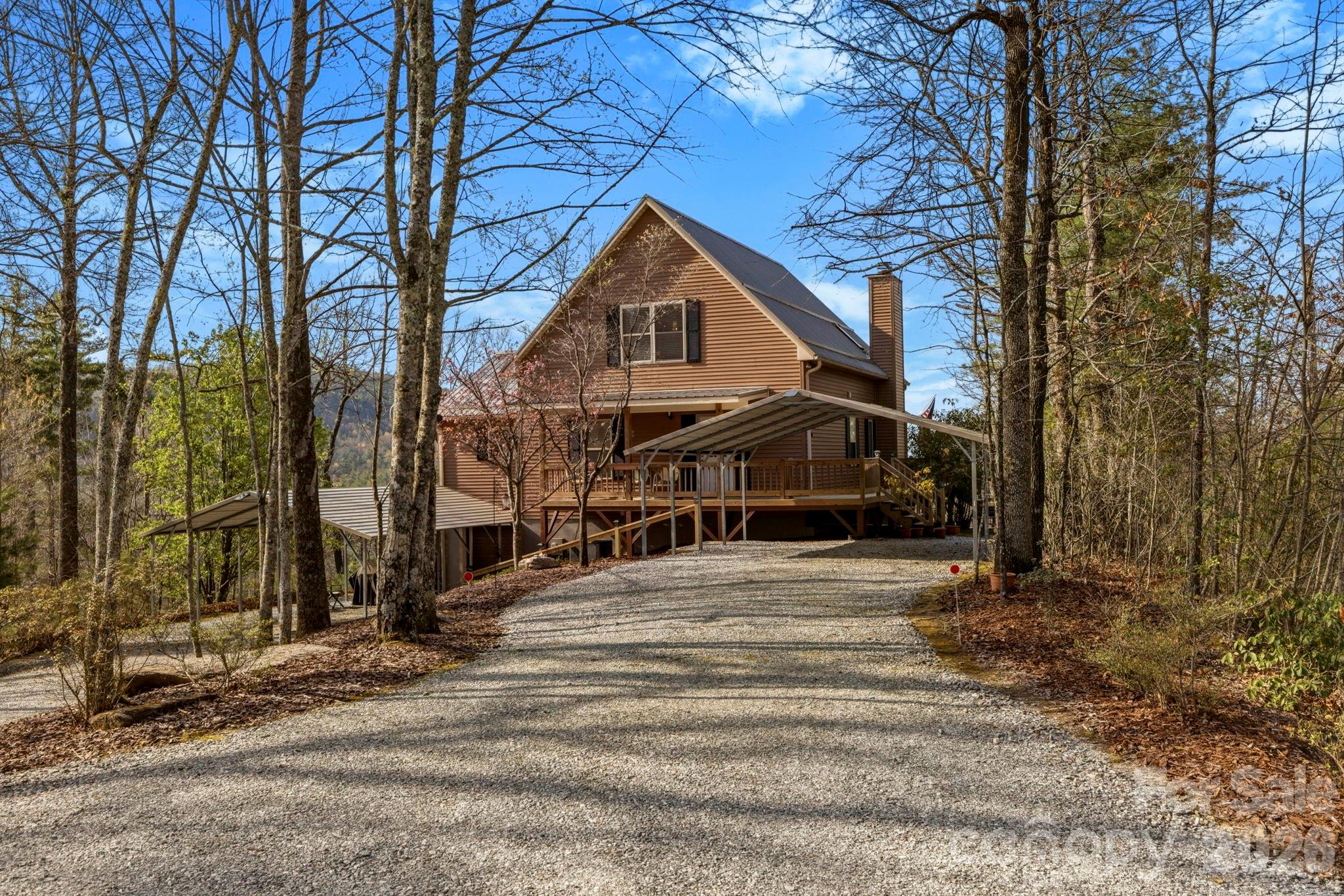 1489 Round Mountain Road