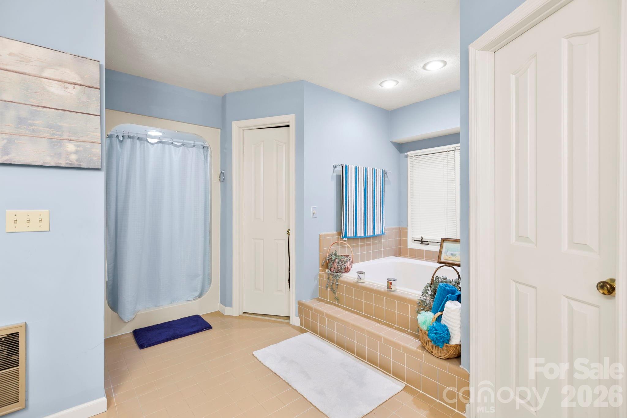 446 Silver Fox Lane