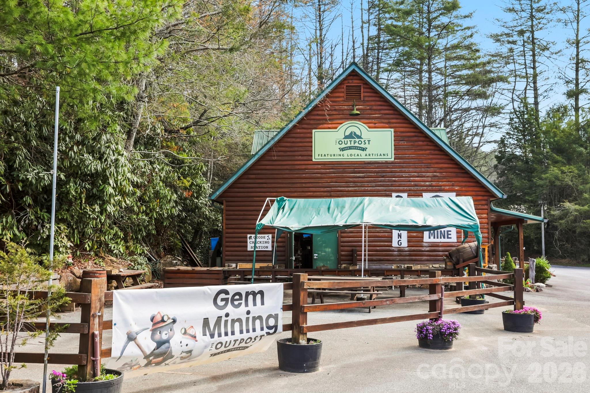 10932 Rosman Highway