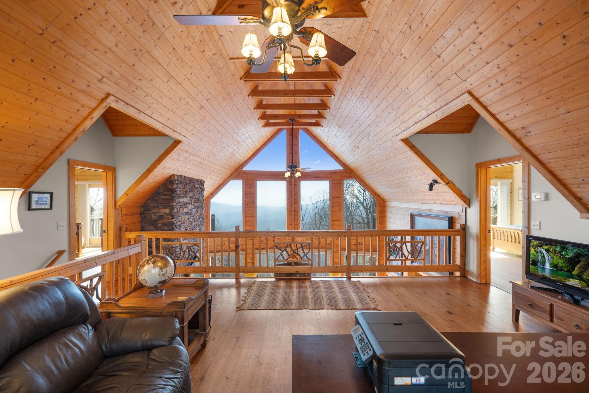 277 Kestrel Court