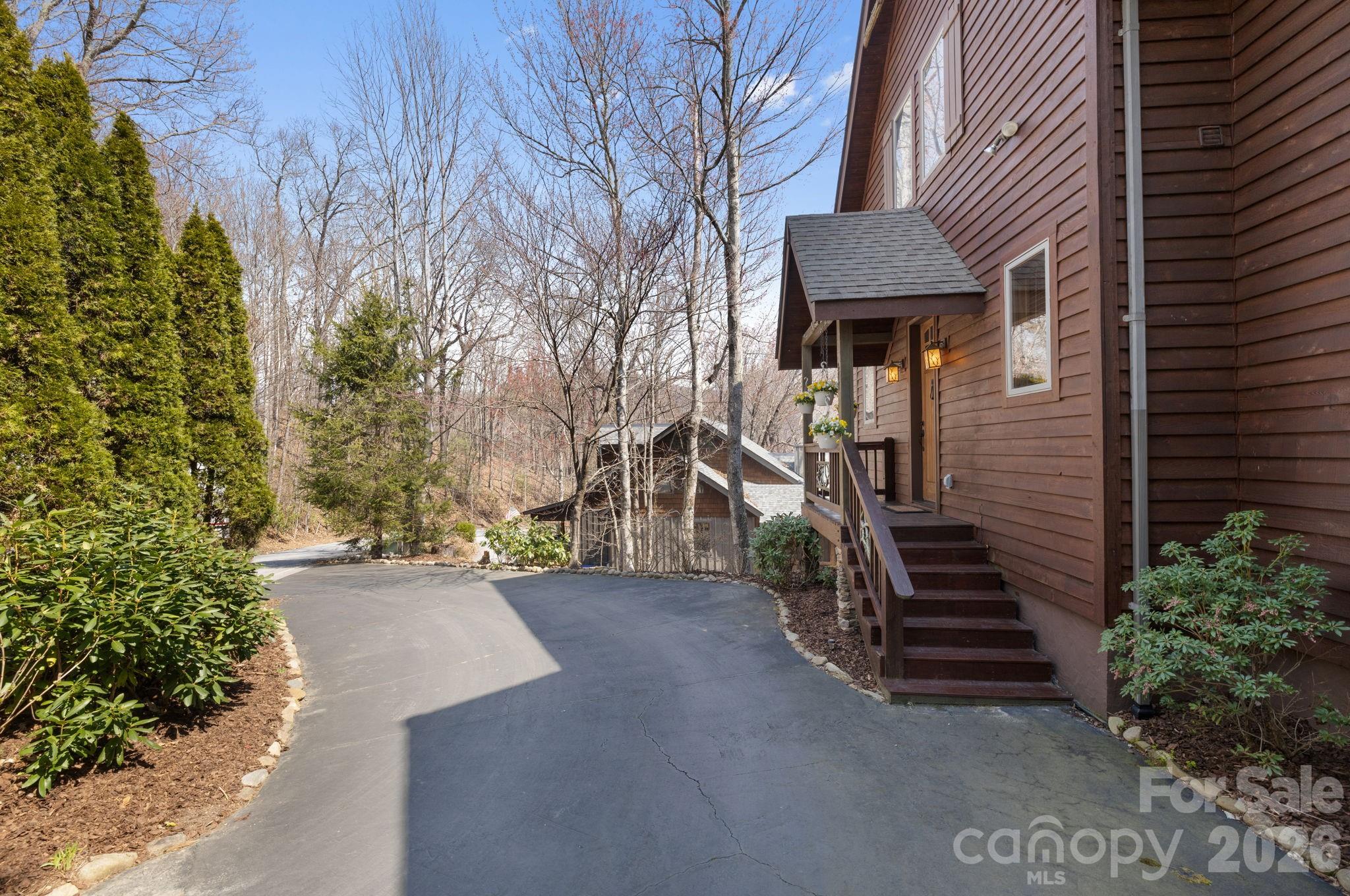 277 Kestrel Court