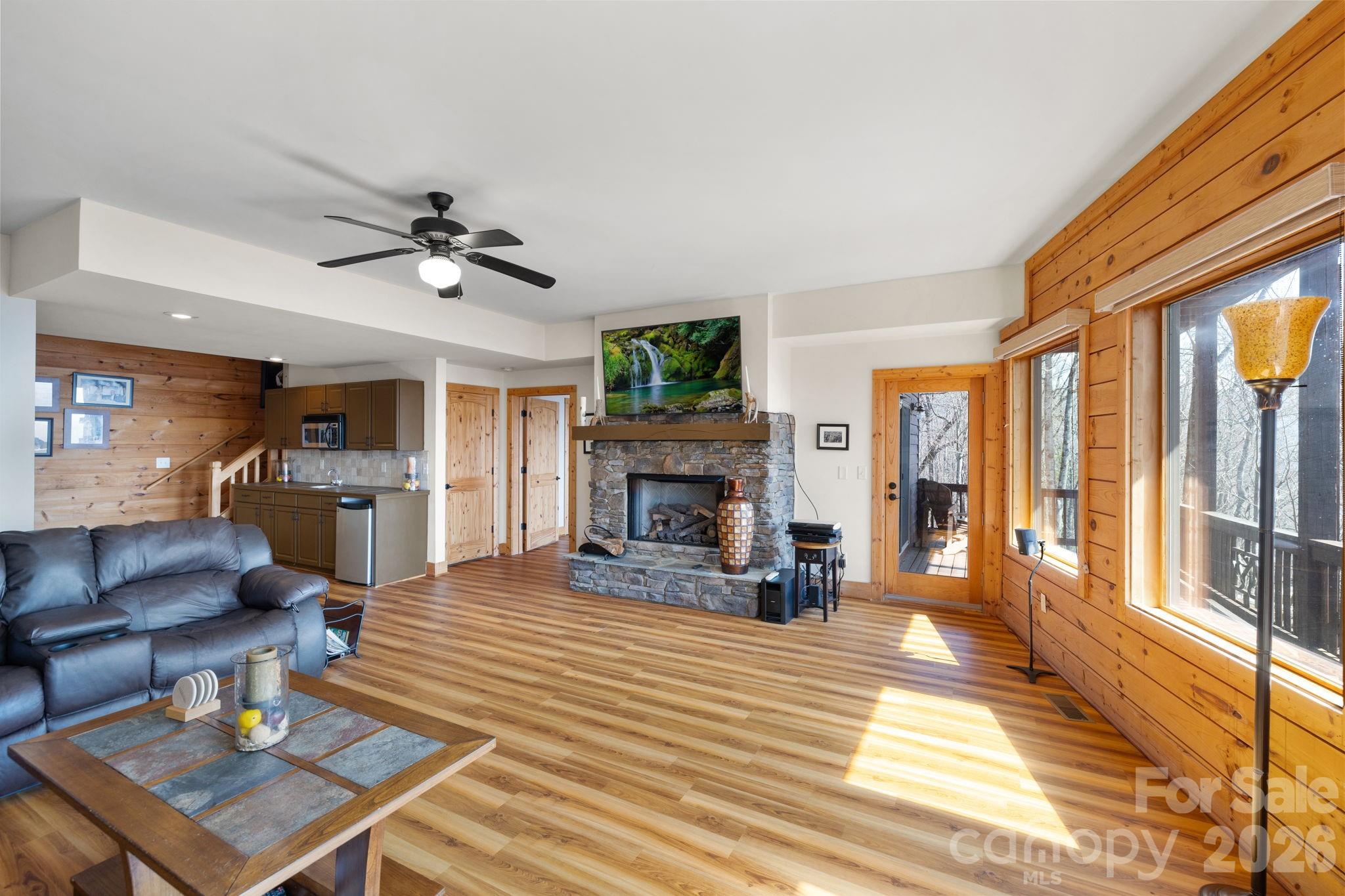 277 Kestrel Court