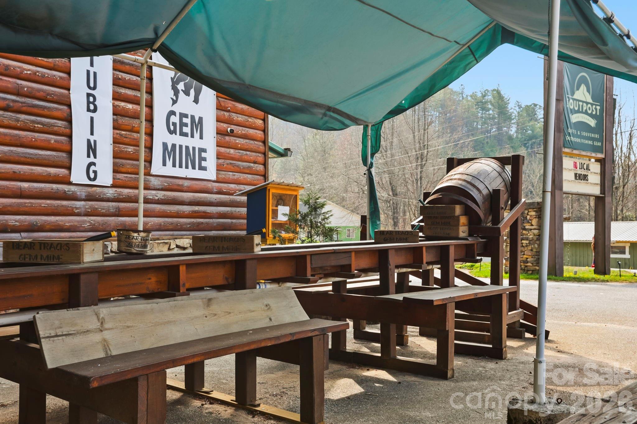 10932 Rosman Highway