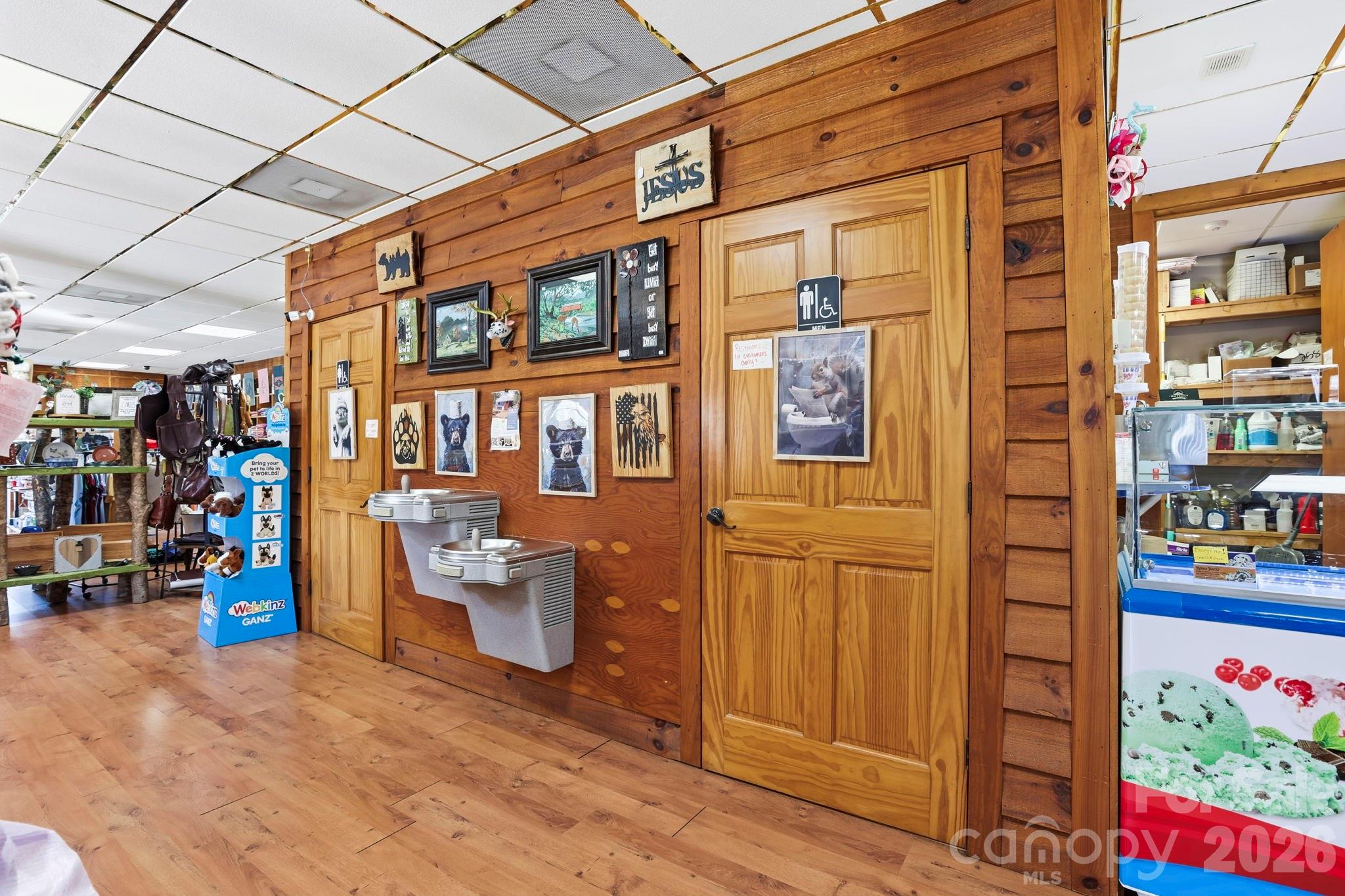 10932 Rosman Highway