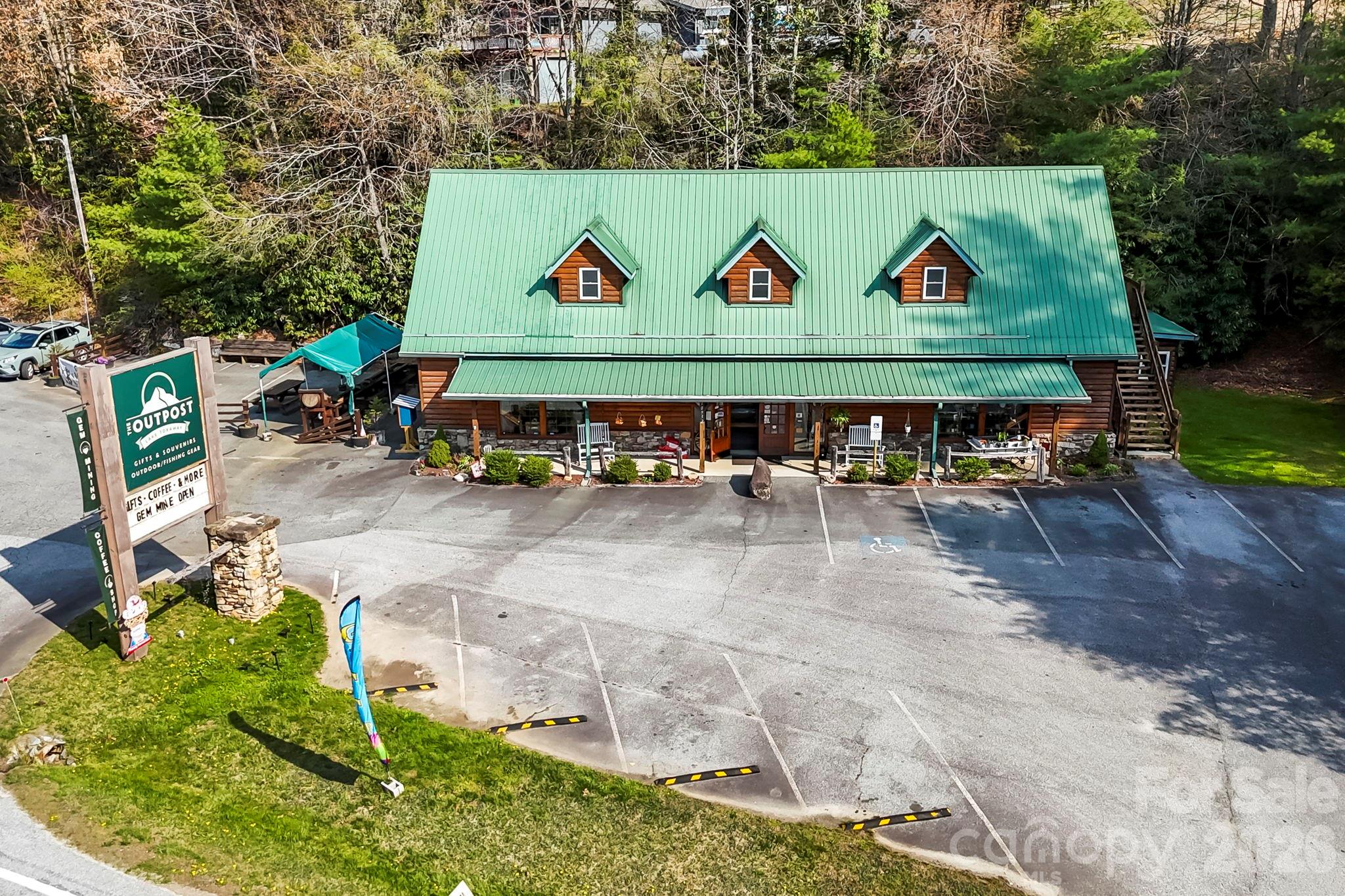 10932 Rosman Highway