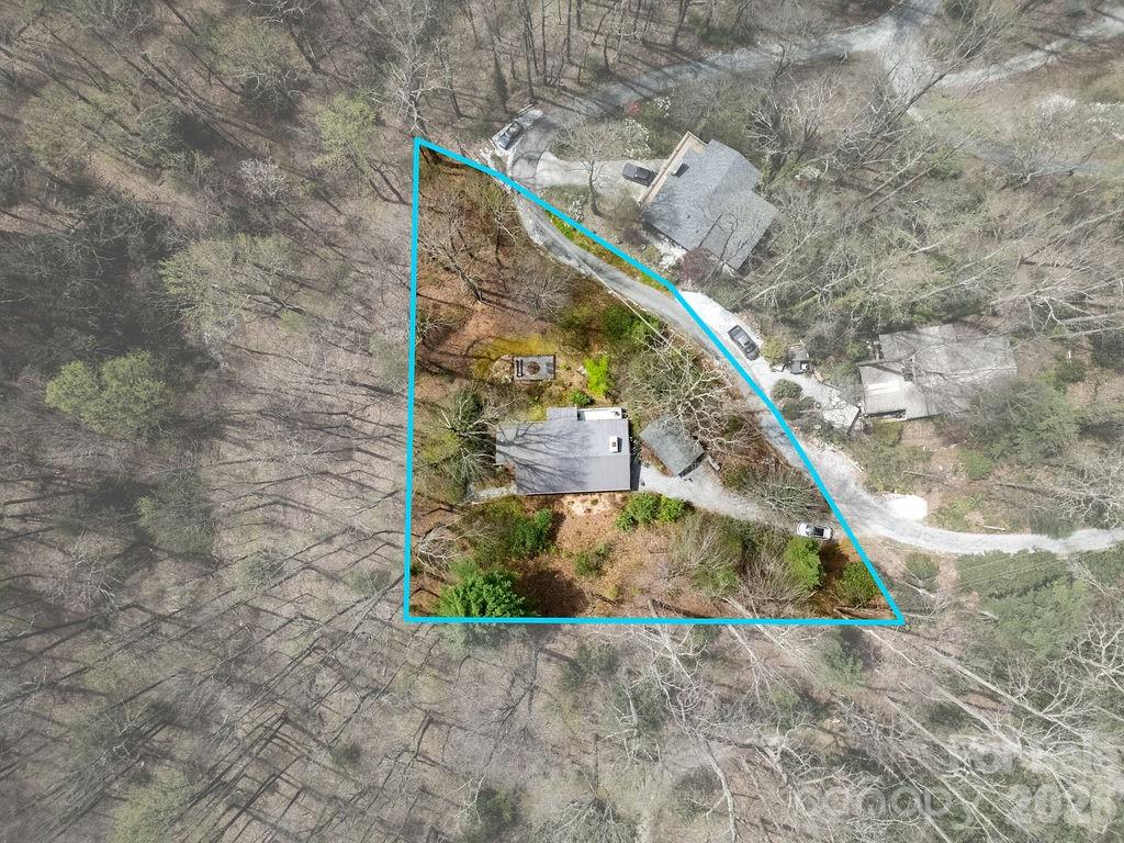 218 Hickory Lane