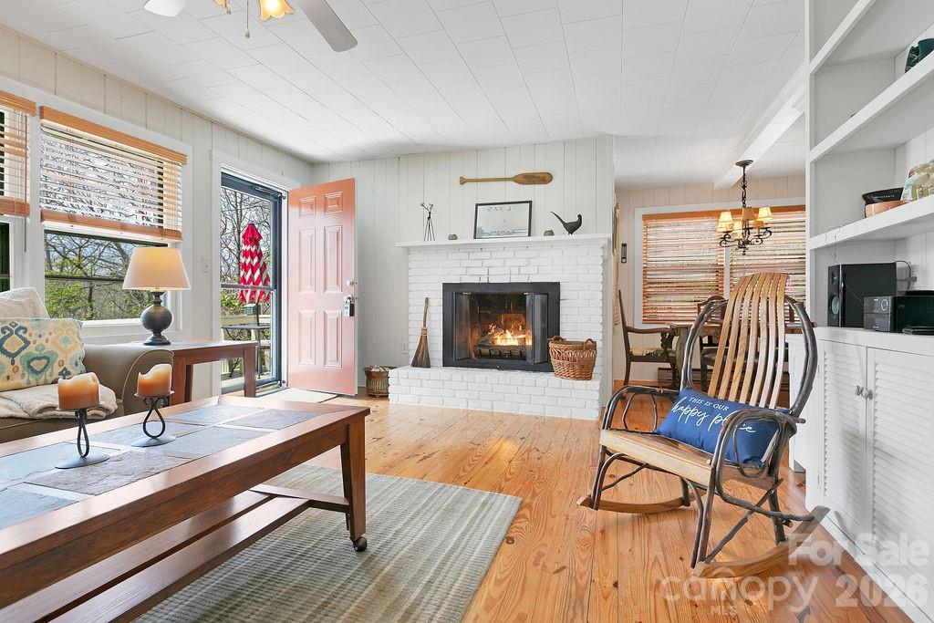 218 Hickory Lane