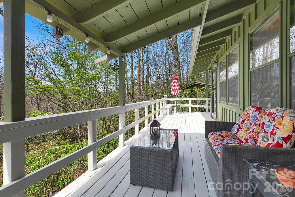 218 Hickory Lane