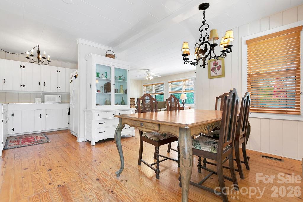 218 Hickory Lane