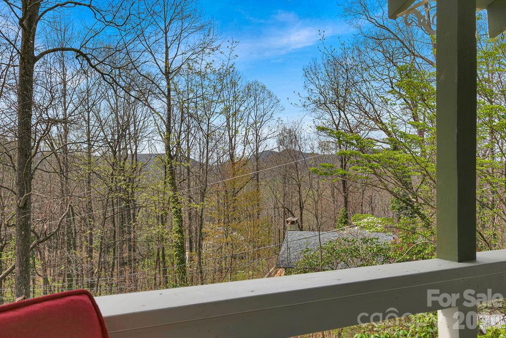 218 Hickory Lane