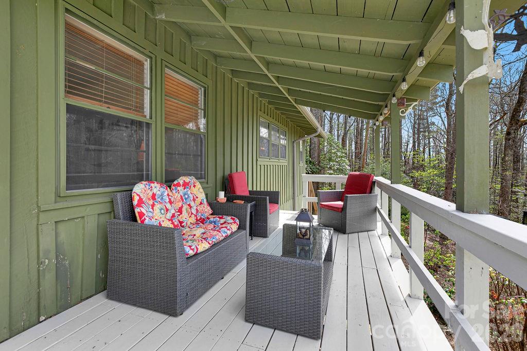 218 Hickory Lane