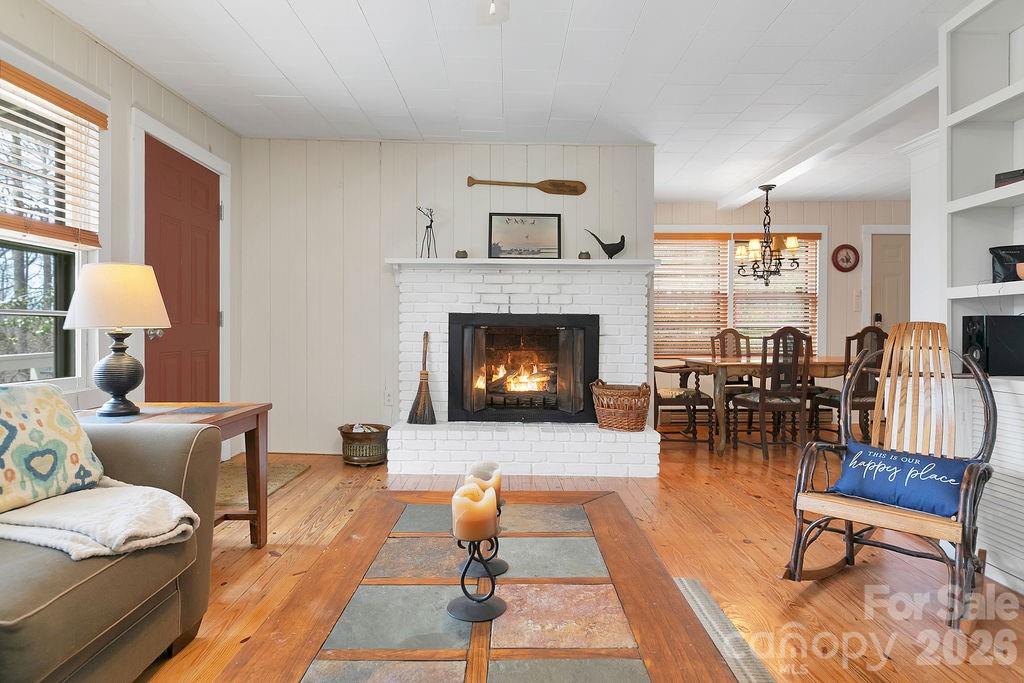 218 Hickory Lane