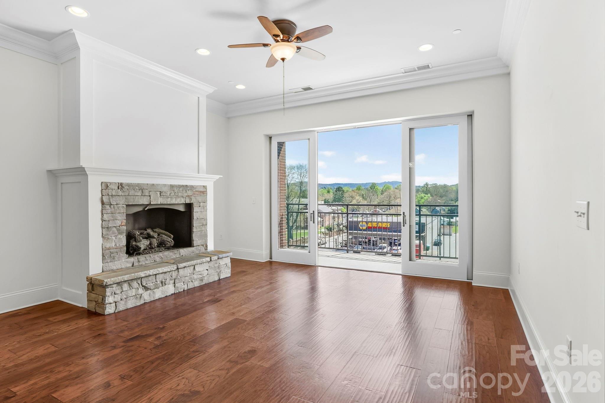 29 W French Broad Street Unit: 308