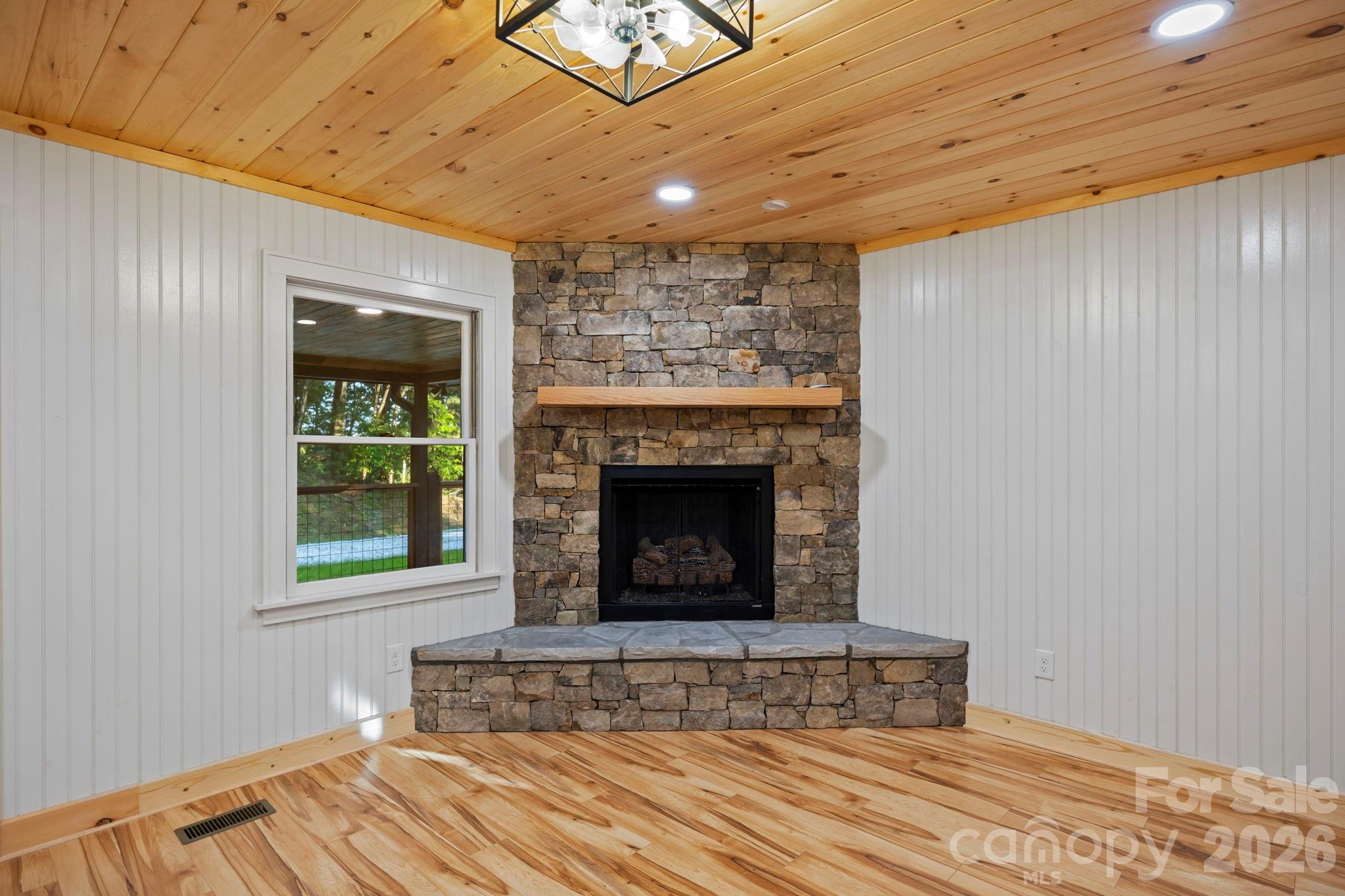 327 Flat Ridge Drive