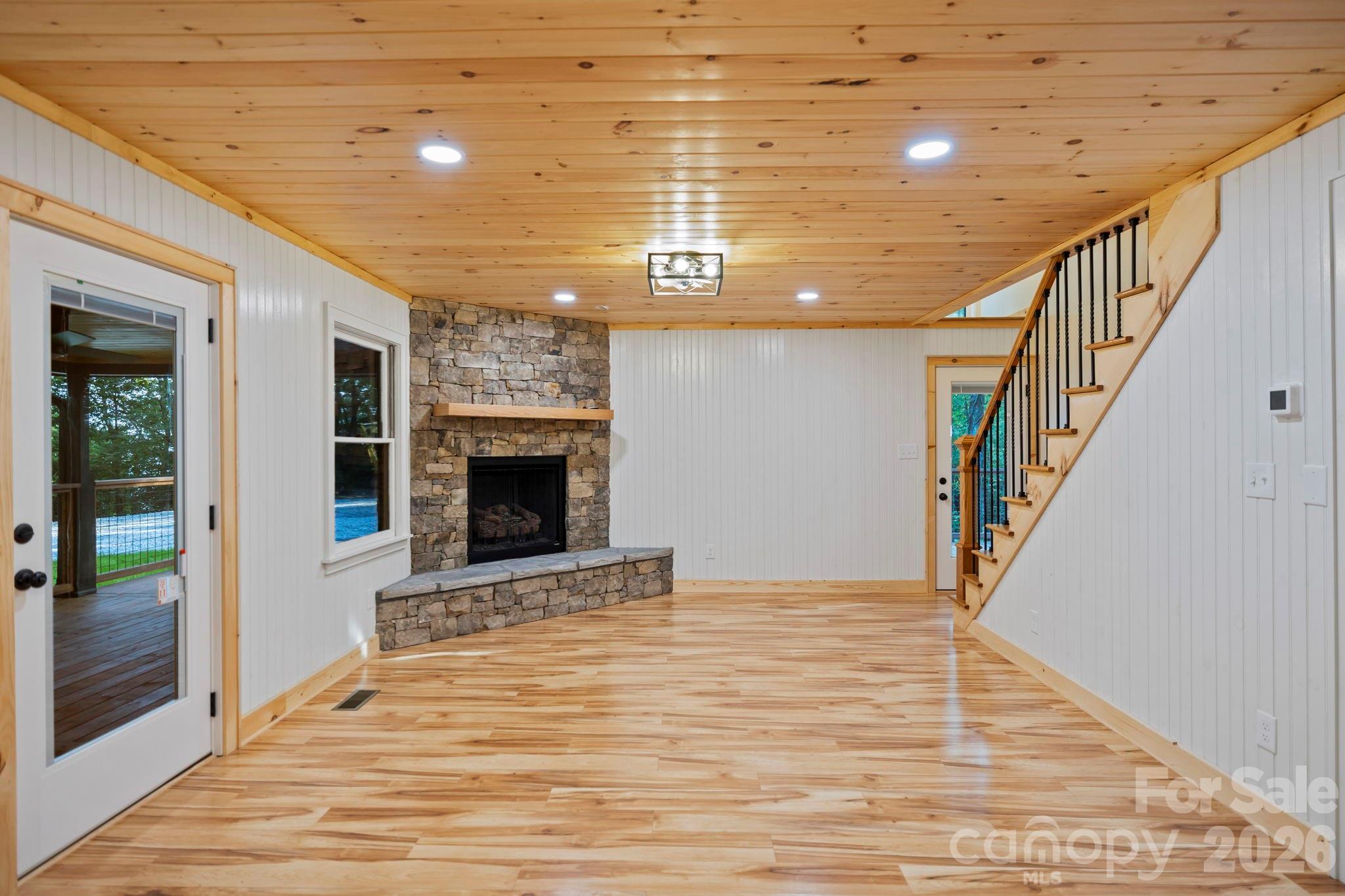 327 Flat Ridge Drive