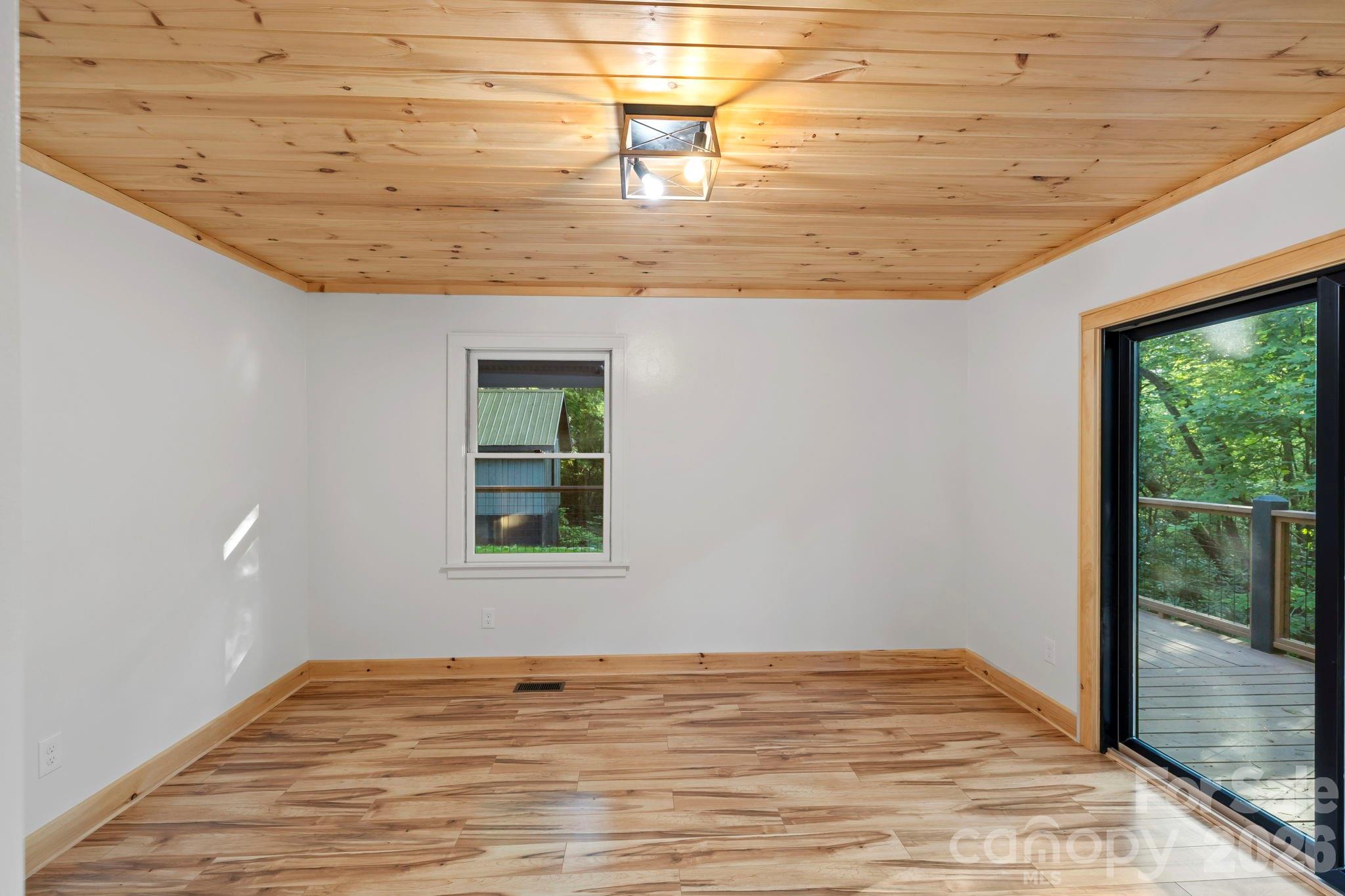 327 Flat Ridge Drive