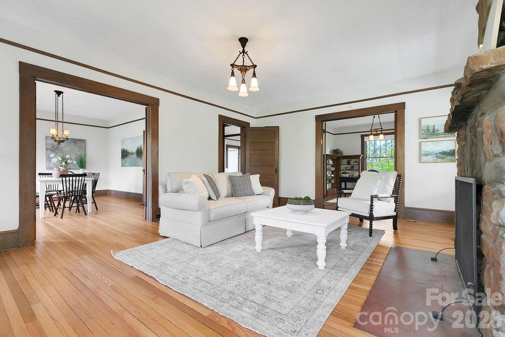 431 E Main Street