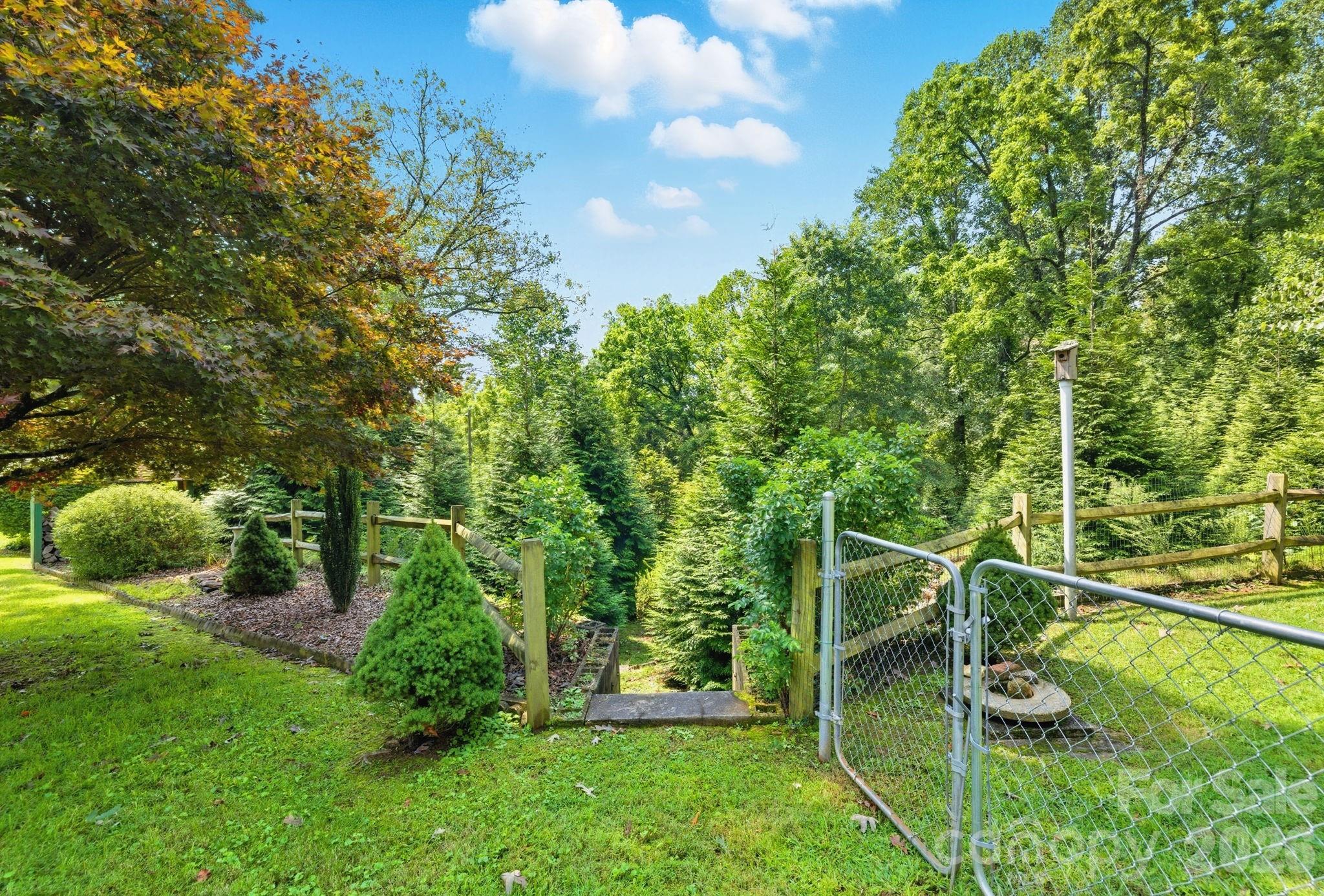 71 Laurel Mountain Road