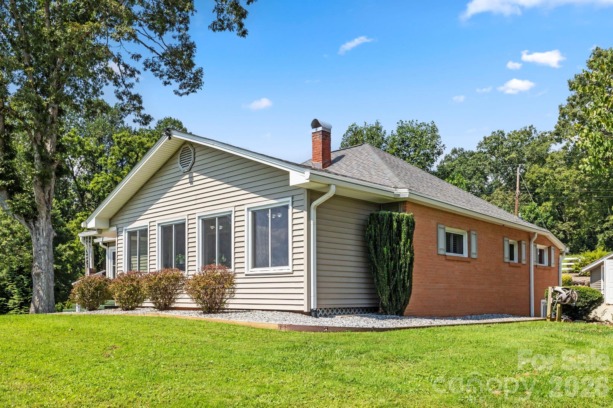 71 Laurel Mountain Road