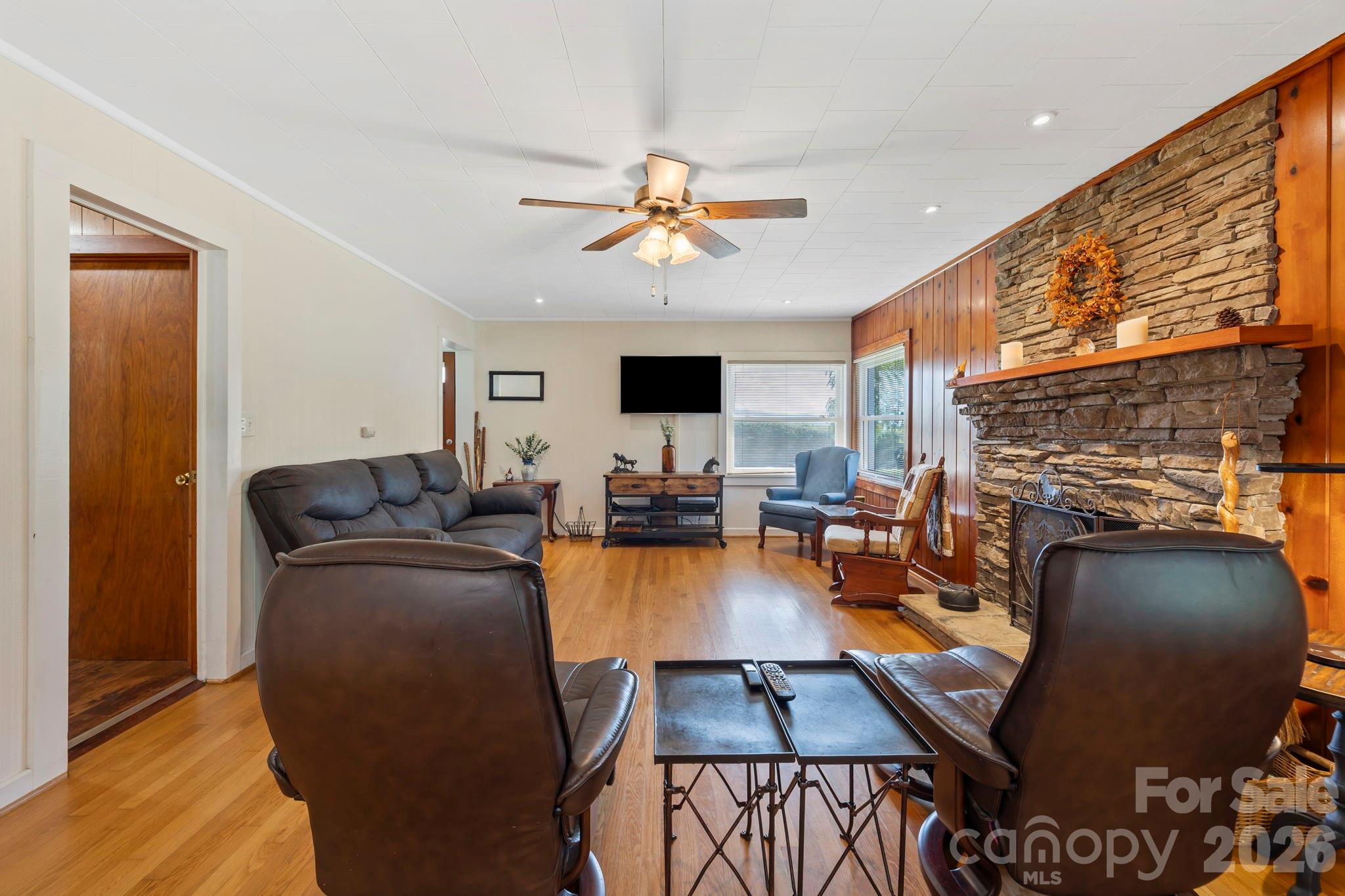 71 Laurel Mountain Road