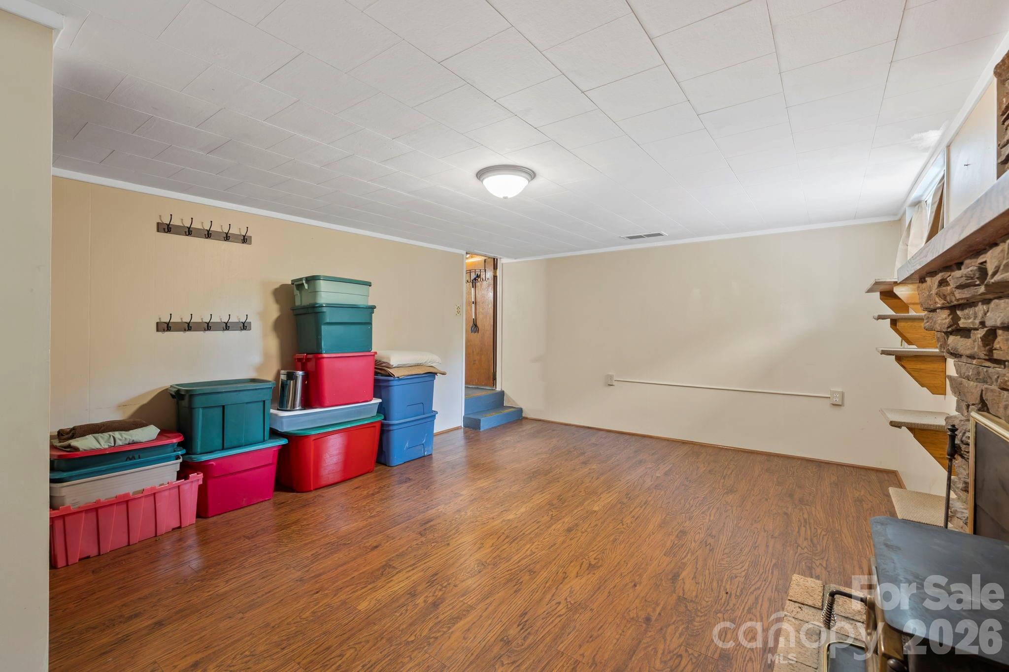 71 Laurel Mountain Road