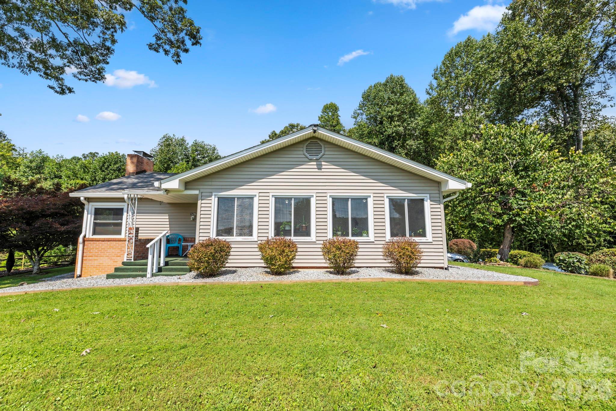 71 Laurel Mountain Road