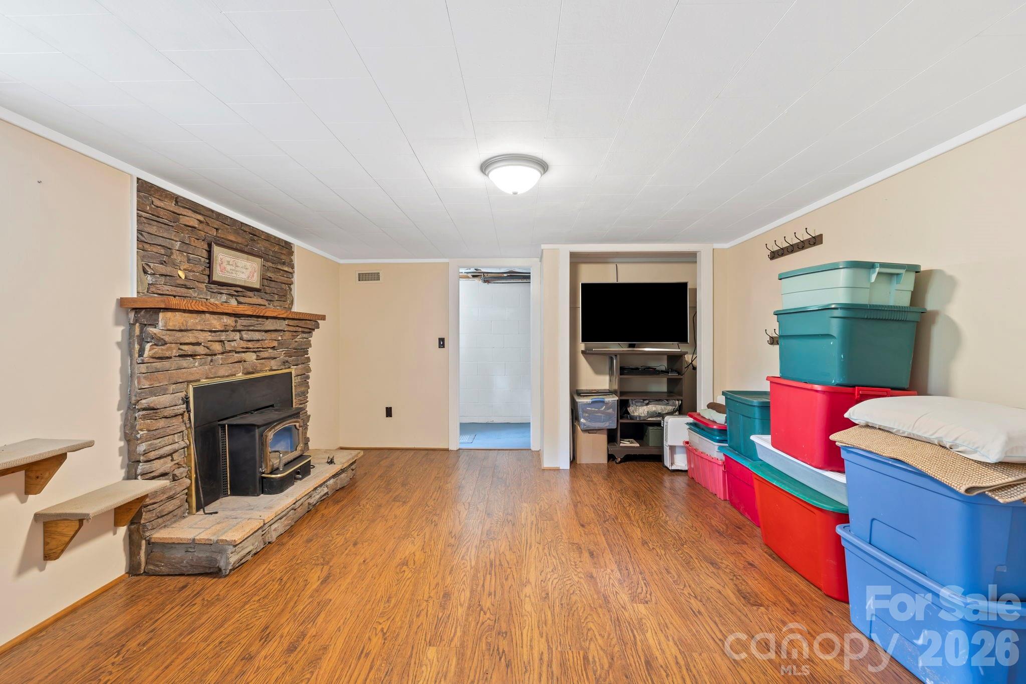 71 Laurel Mountain Road