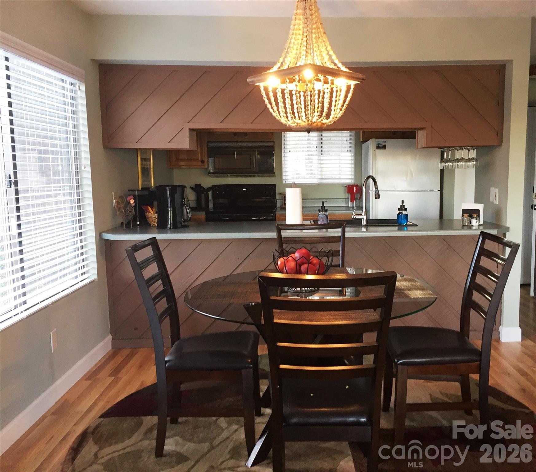 78 Upper Tanglewood Road Unit: 6